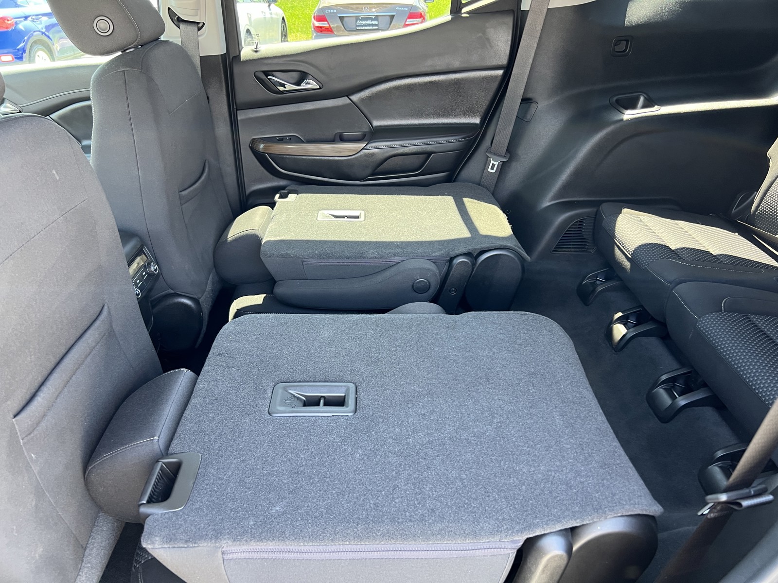 2022 Gmc Acadia SLE photo 19