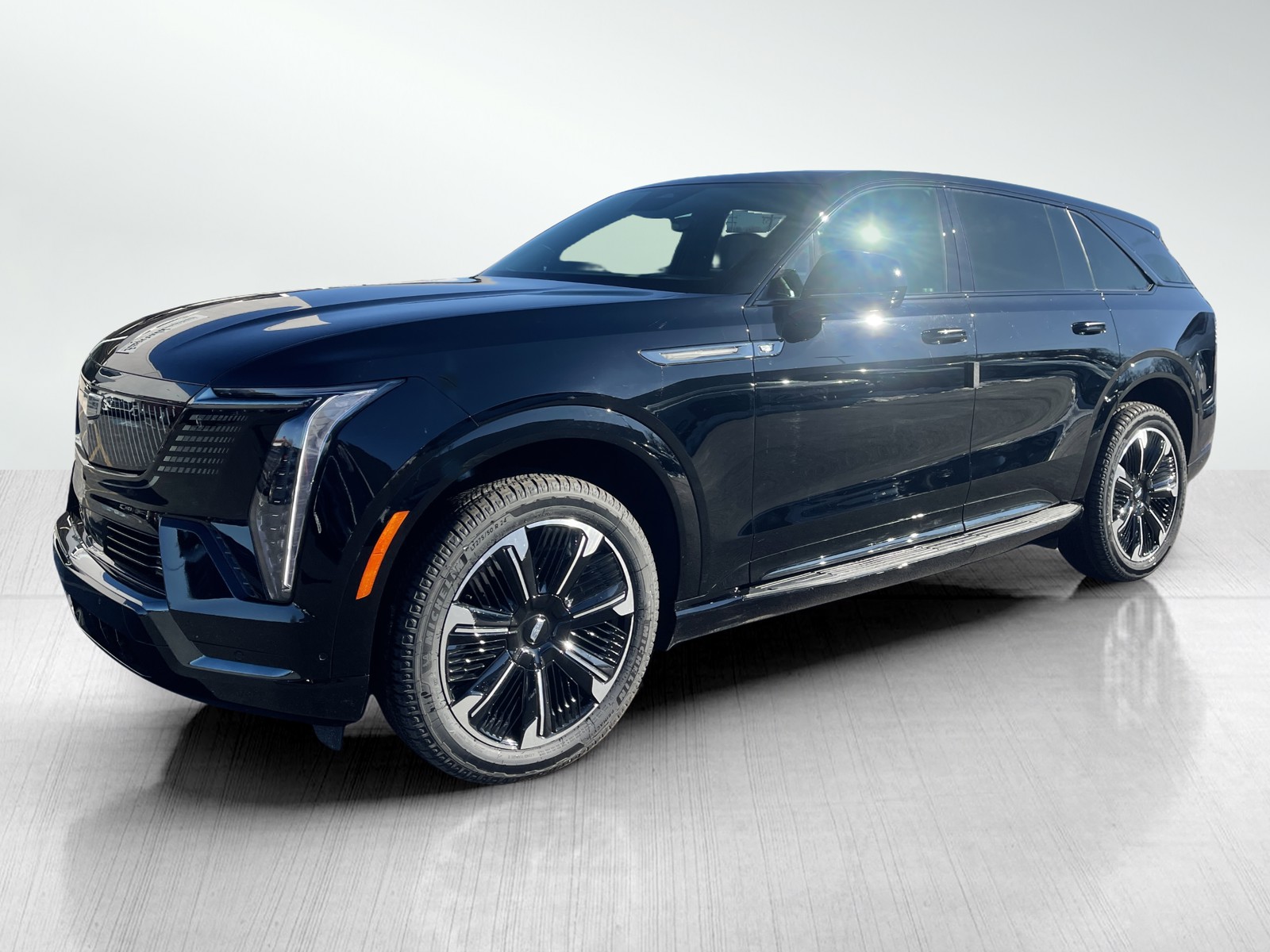 2025 Cadillac Escalade IQ Sport photo 2