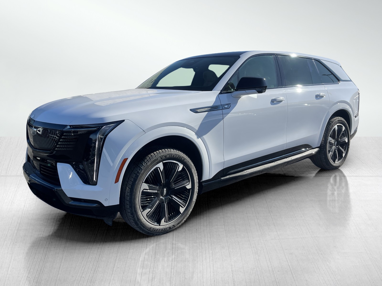 2025 Cadillac Escalade IQ Sport photo 2