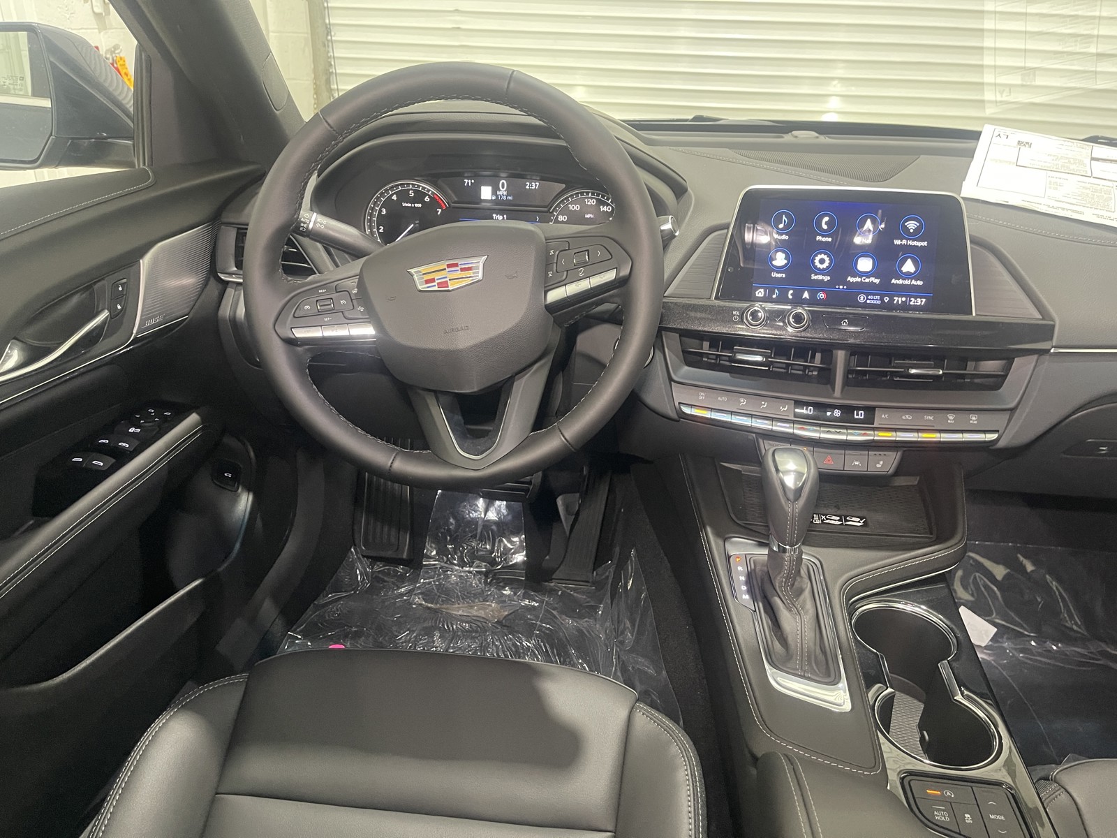 2025 Cadillac CT4 Luxury photo 15