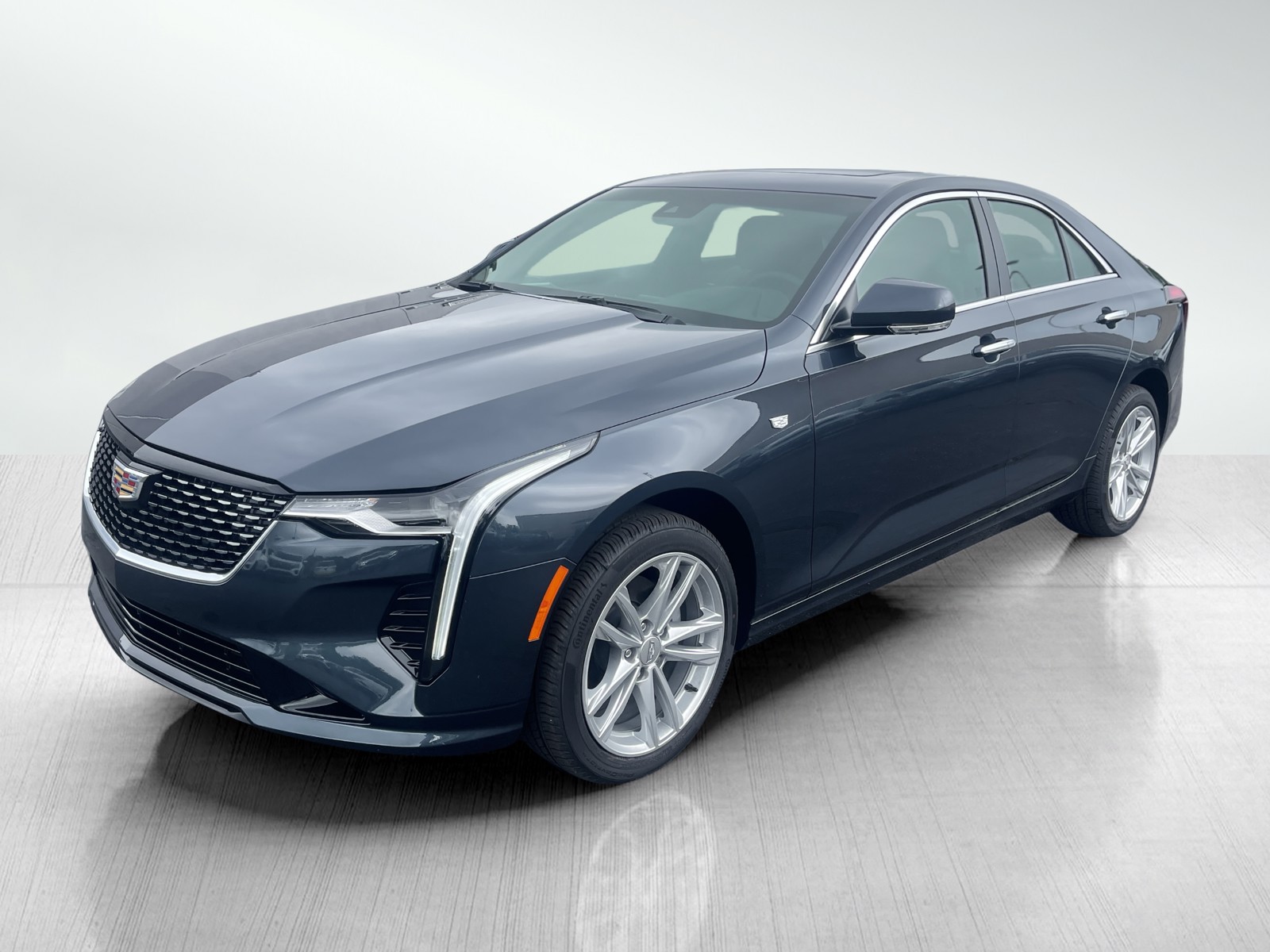 2025 Cadillac CT4 Luxury photo 2