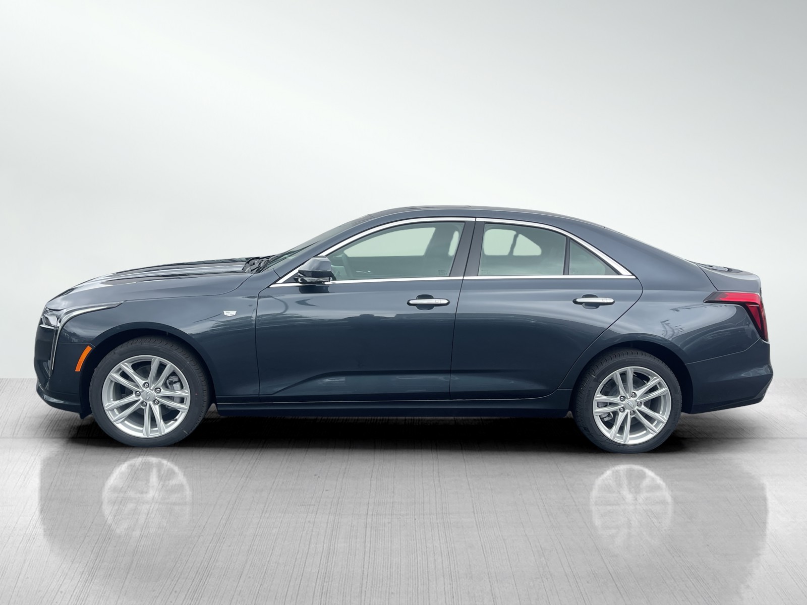 2025 Cadillac CT4 Luxury photo 3