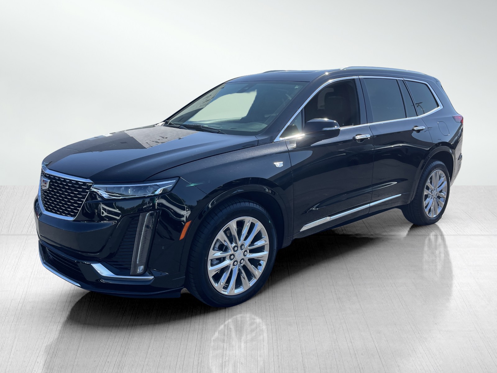 2024 Cadillac XT6 Premium Luxury photo 2