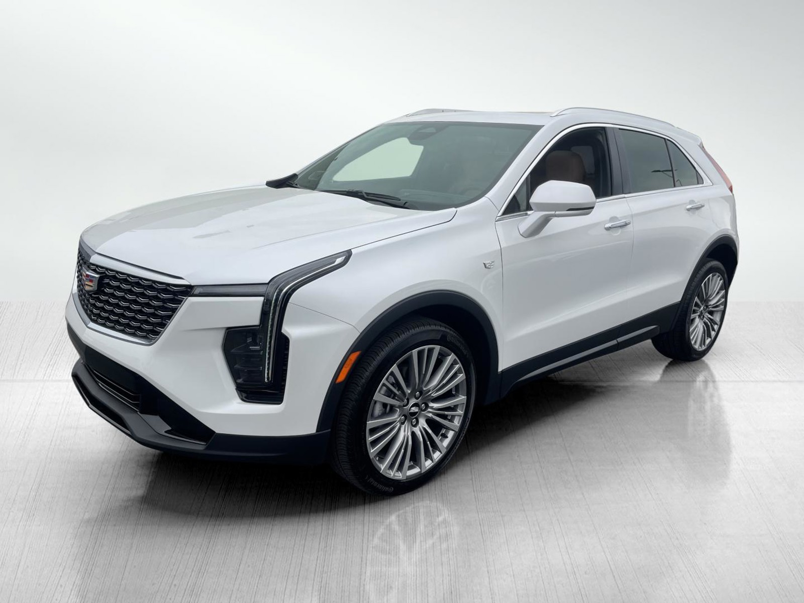 2024 Cadillac XT4 Premium Luxury photo 2