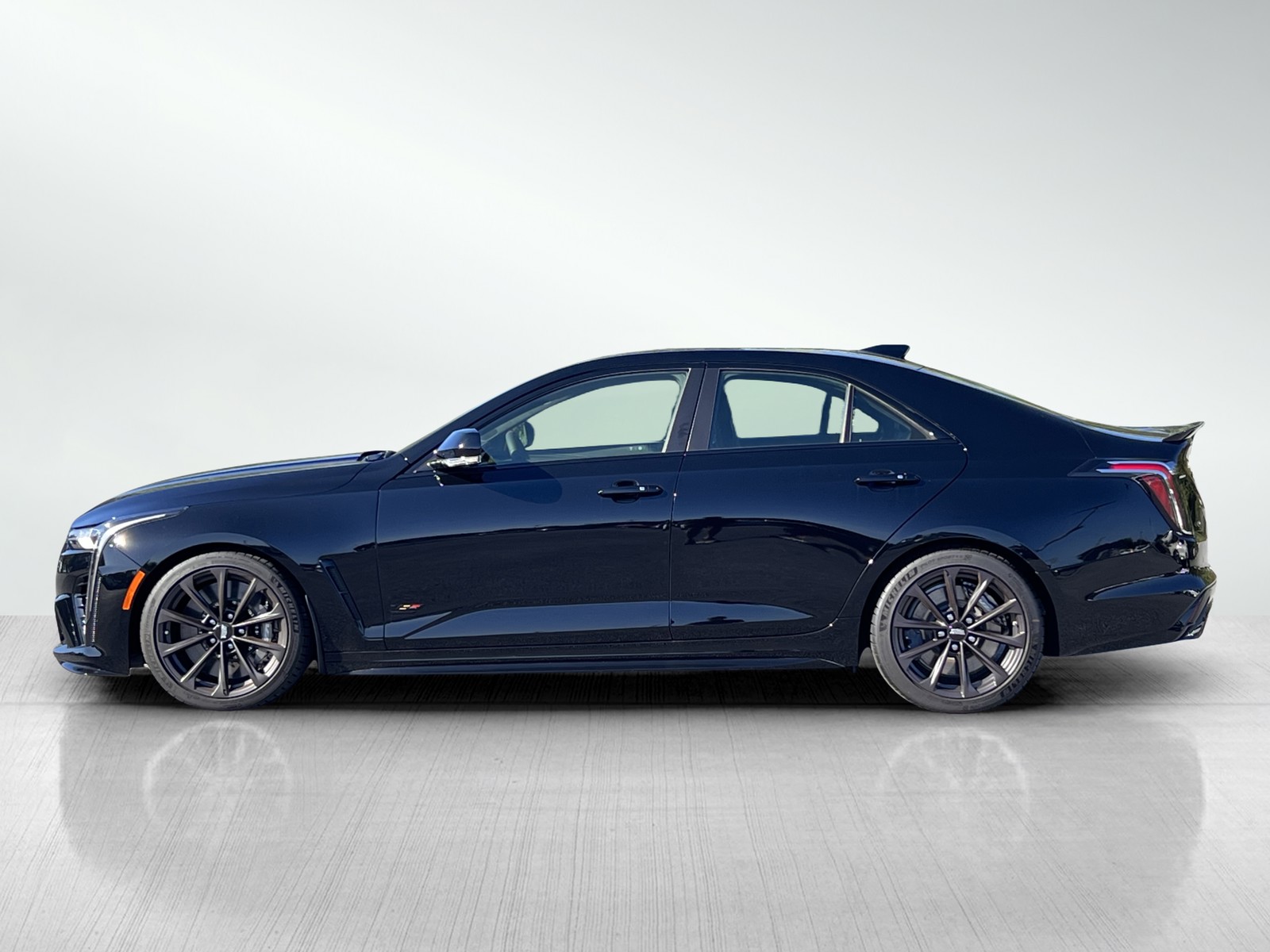 2025 Cadillac CT4 photo 4