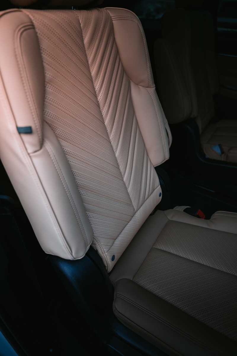 2025 Cadillac Escalade IQ Sport photo 13