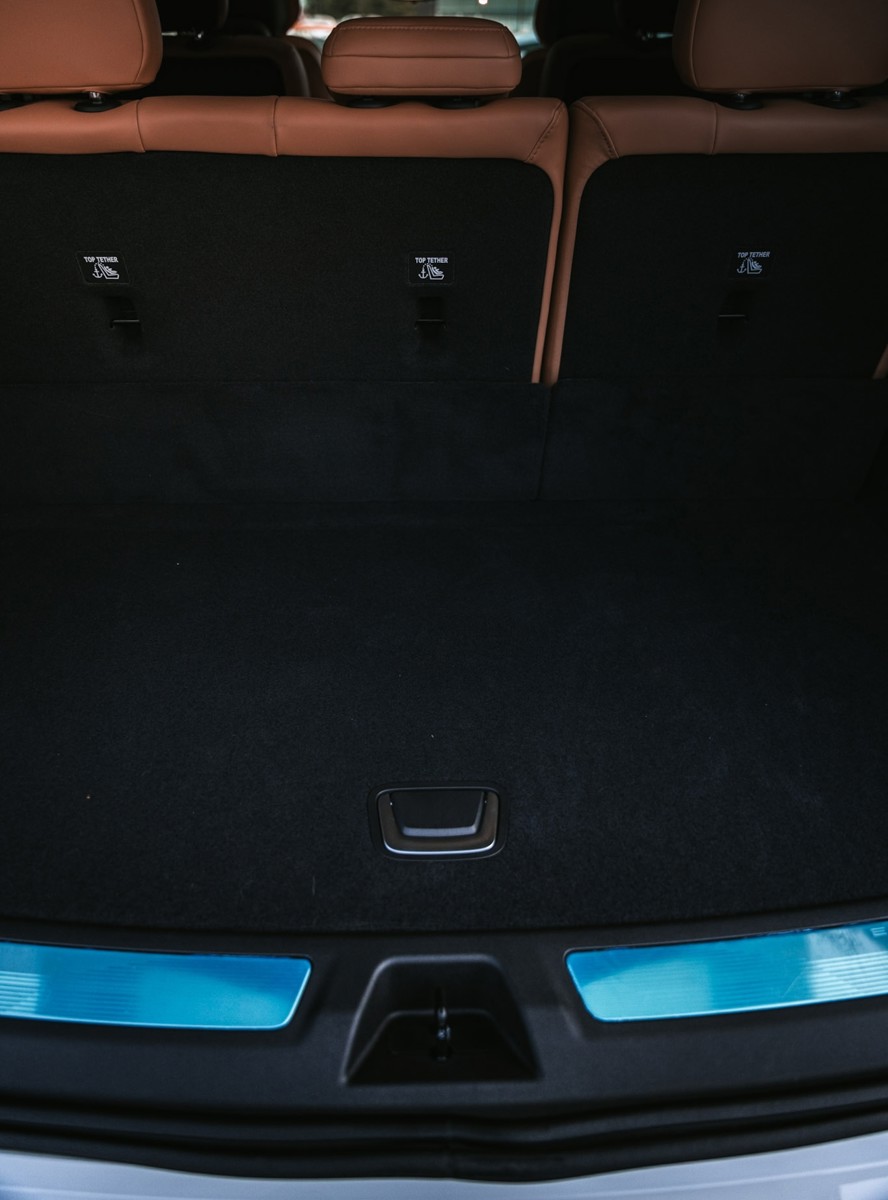 2025 Cadillac Escalade IQ Sport photo 18