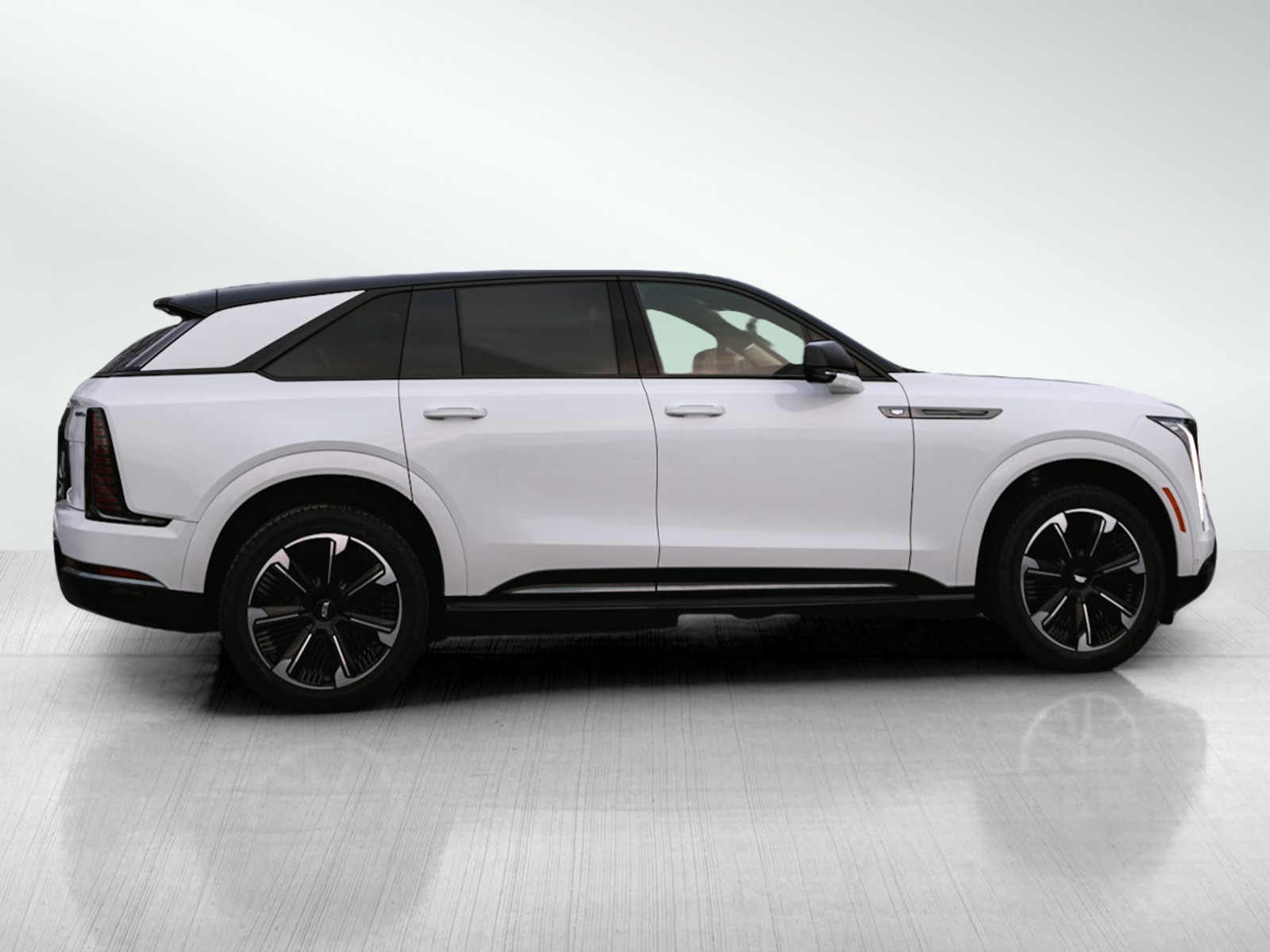 2025 Cadillac Escalade IQ Sport photo 3
