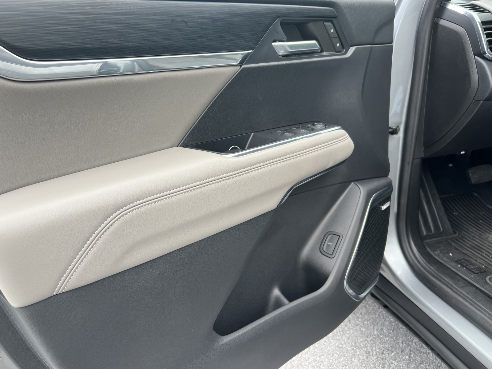 2024 Gmc Acadia Elevation photo 17