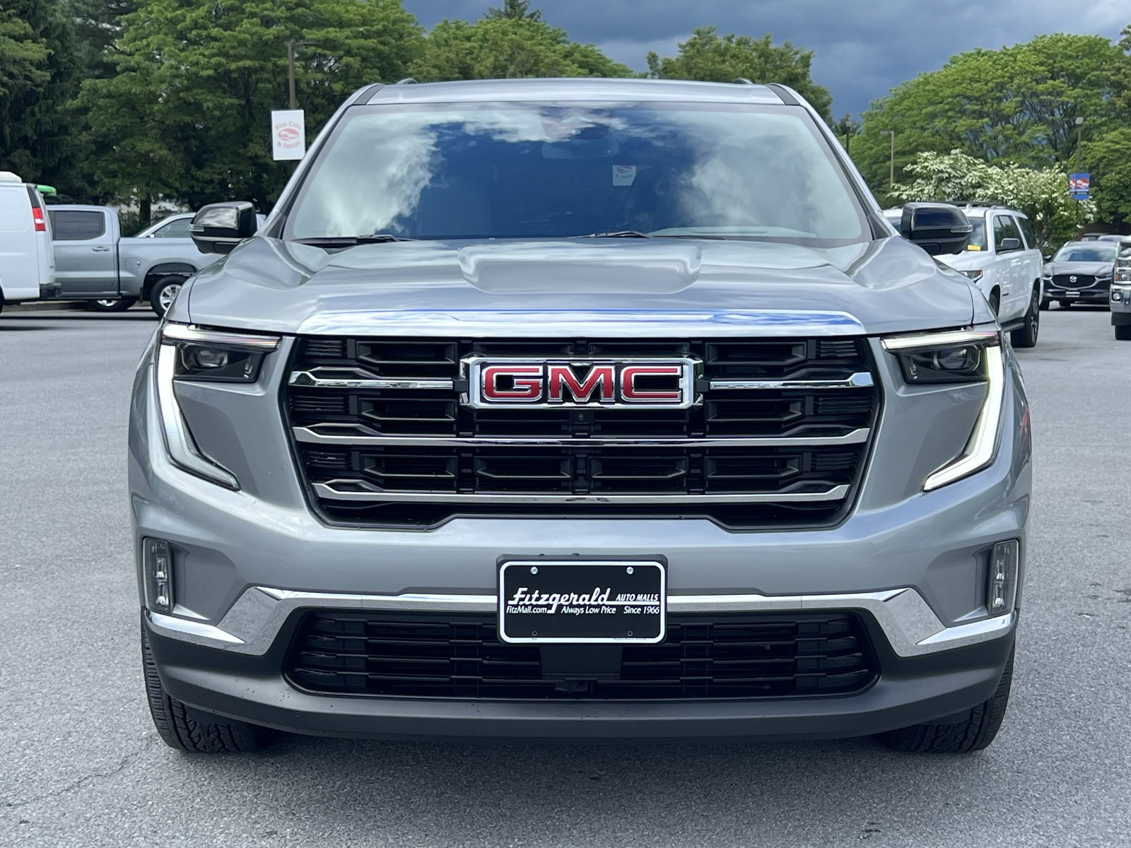2024 Gmc Acadia Elevation photo 5