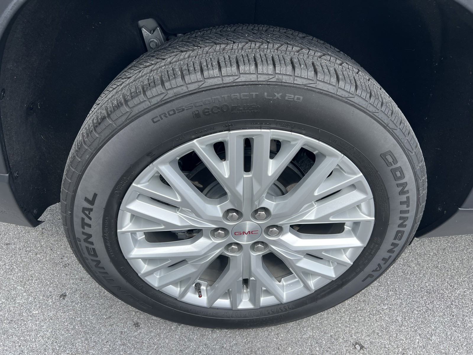 2024 Gmc Acadia Elevation photo 9