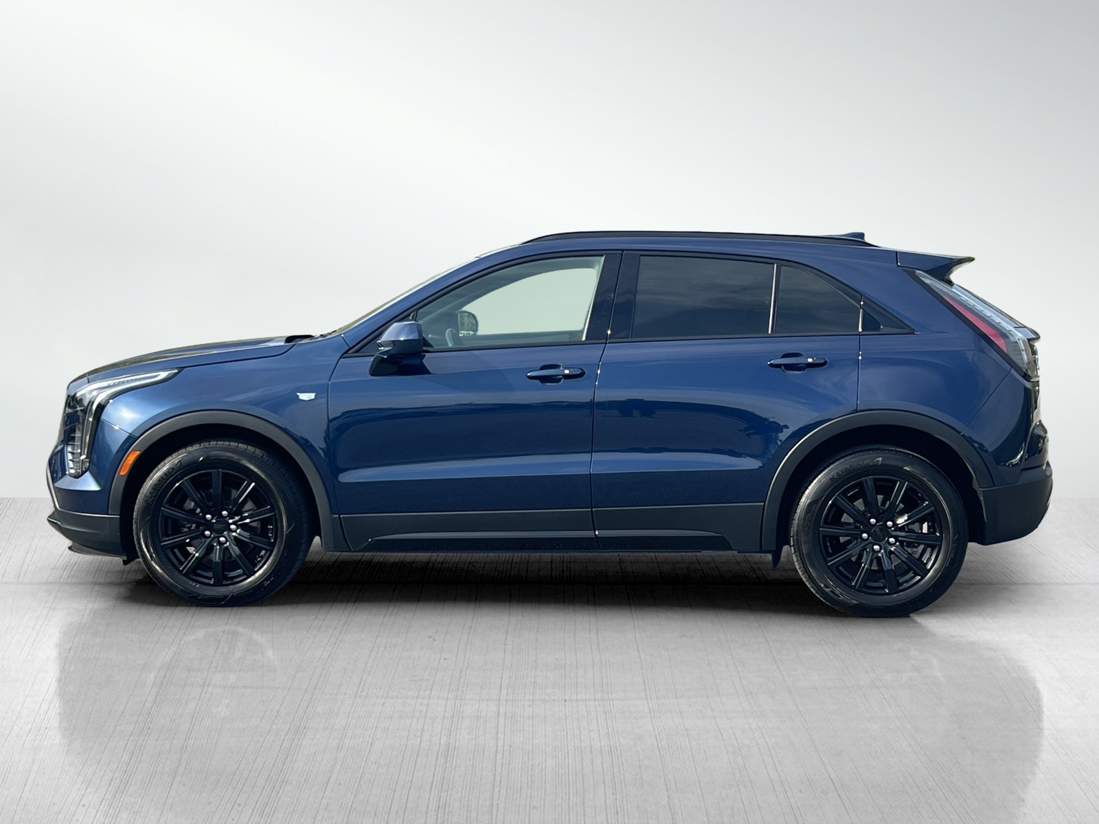 2019 Cadillac XT4 Sport photo 4
