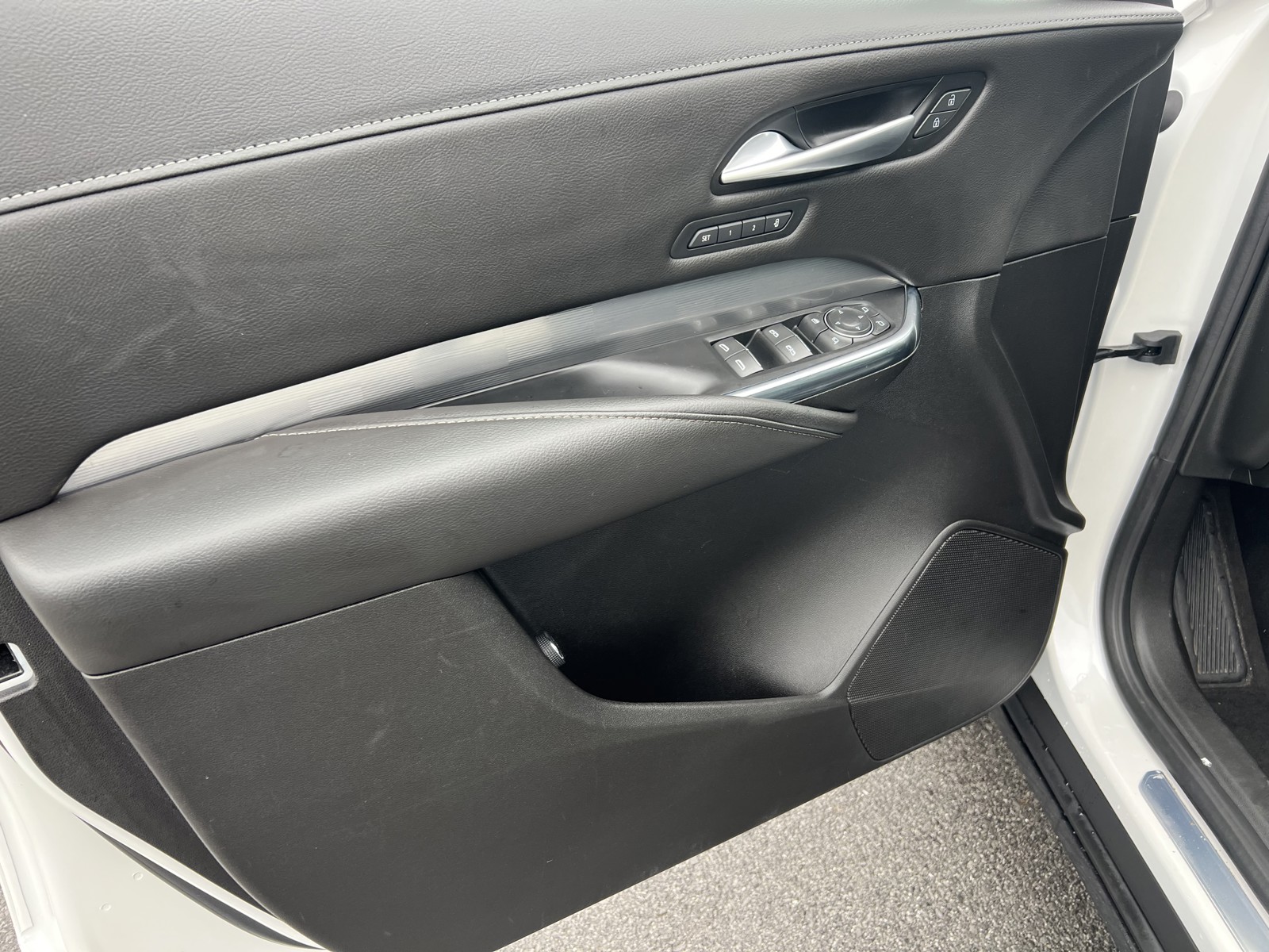 2024 Cadillac XT4 Premium Luxury photo 15