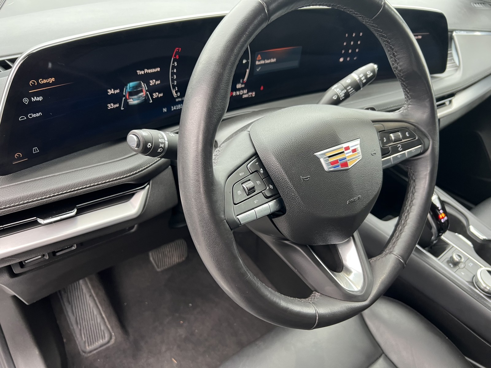 2024 Cadillac XT4 Premium Luxury photo 16