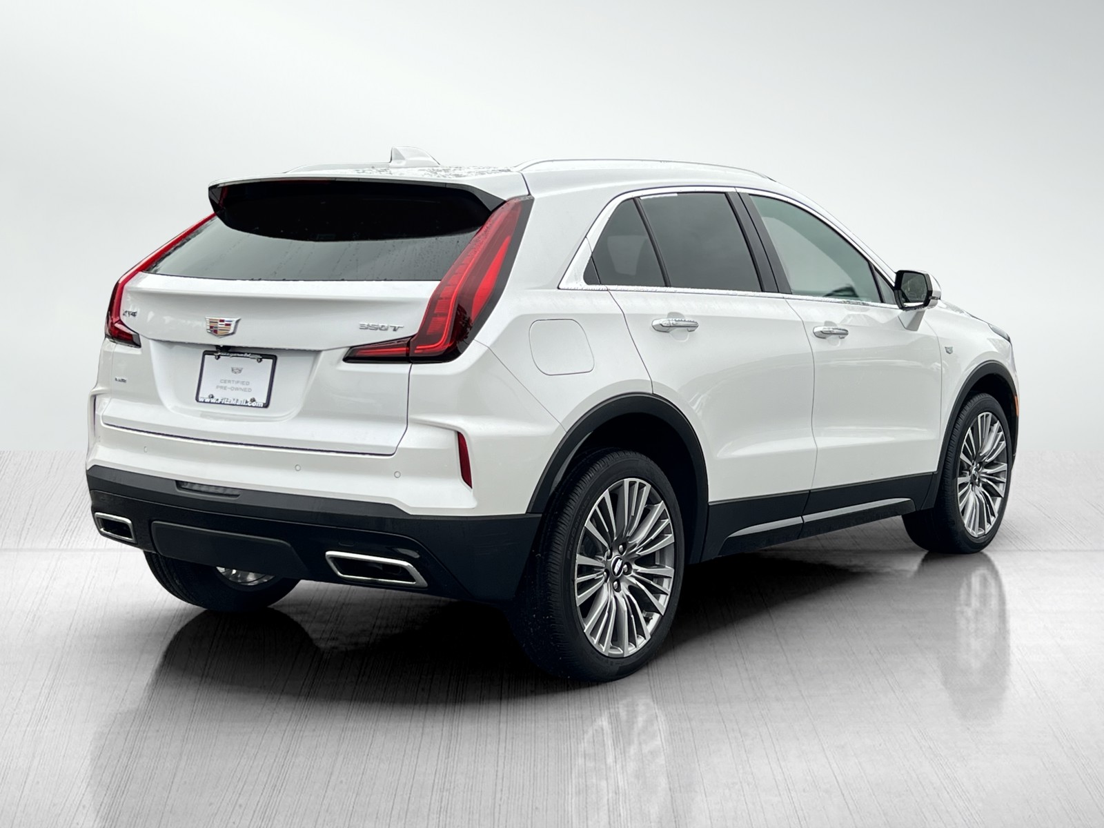 2024 Cadillac XT4 Premium Luxury photo 7