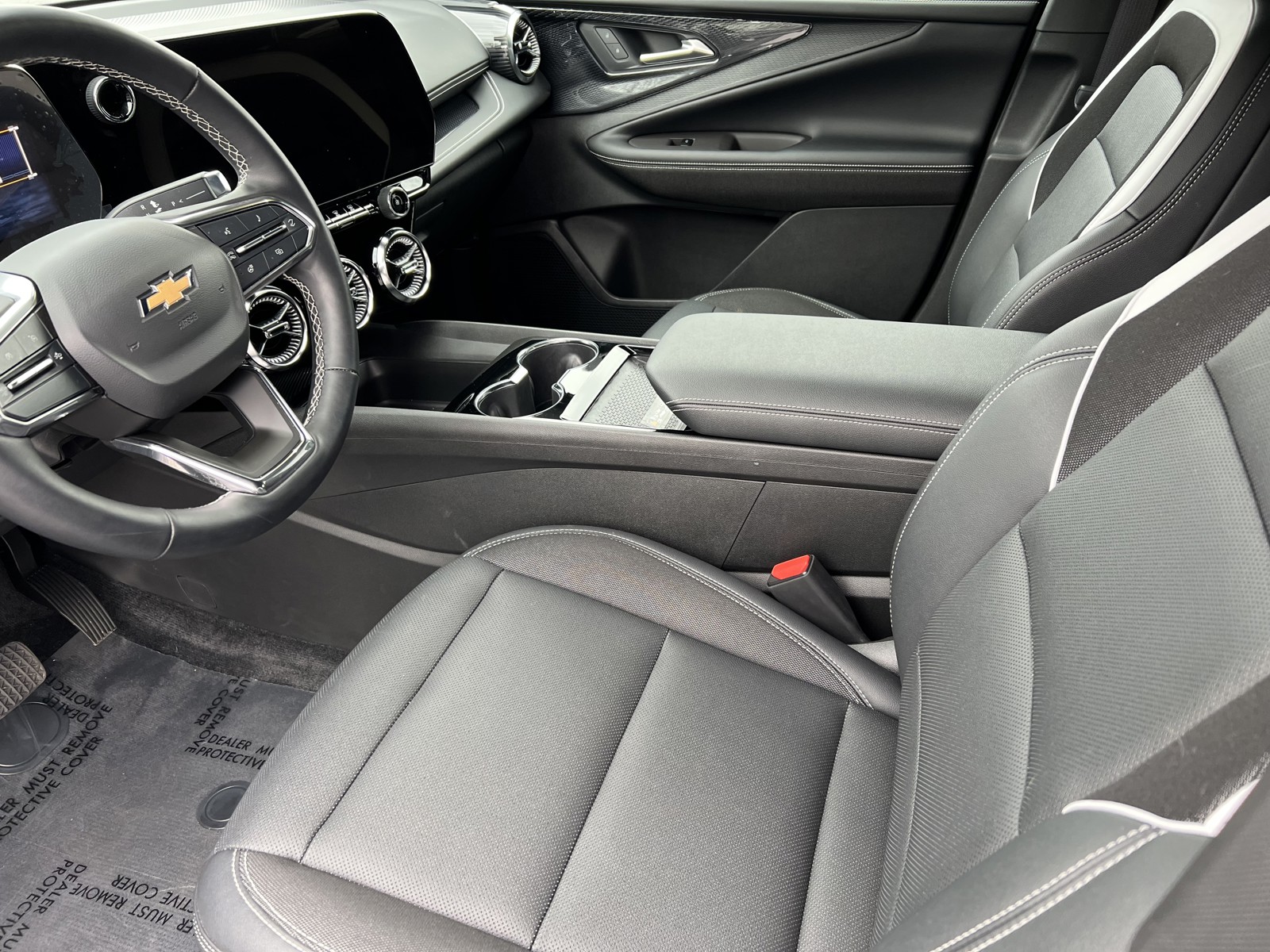 2024 Chevrolet Blazer EV 2LT photo 10