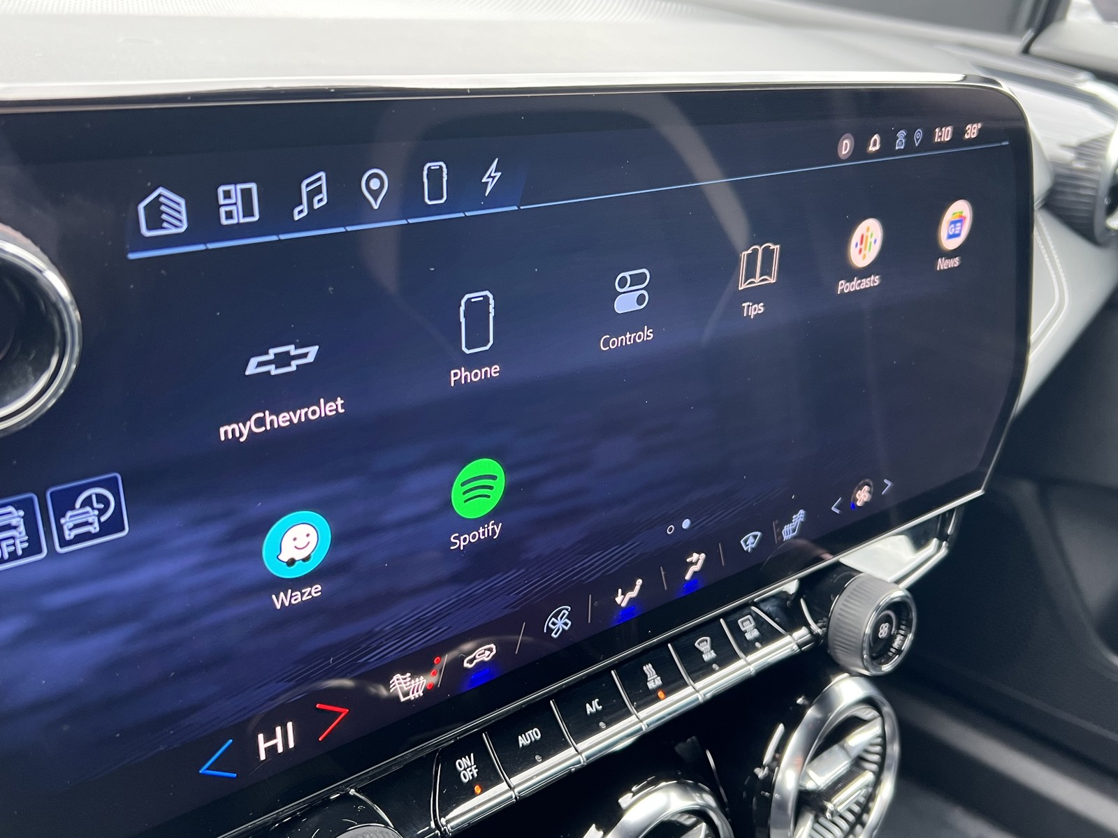 2024 Chevrolet Blazer EV 2LT photo 23