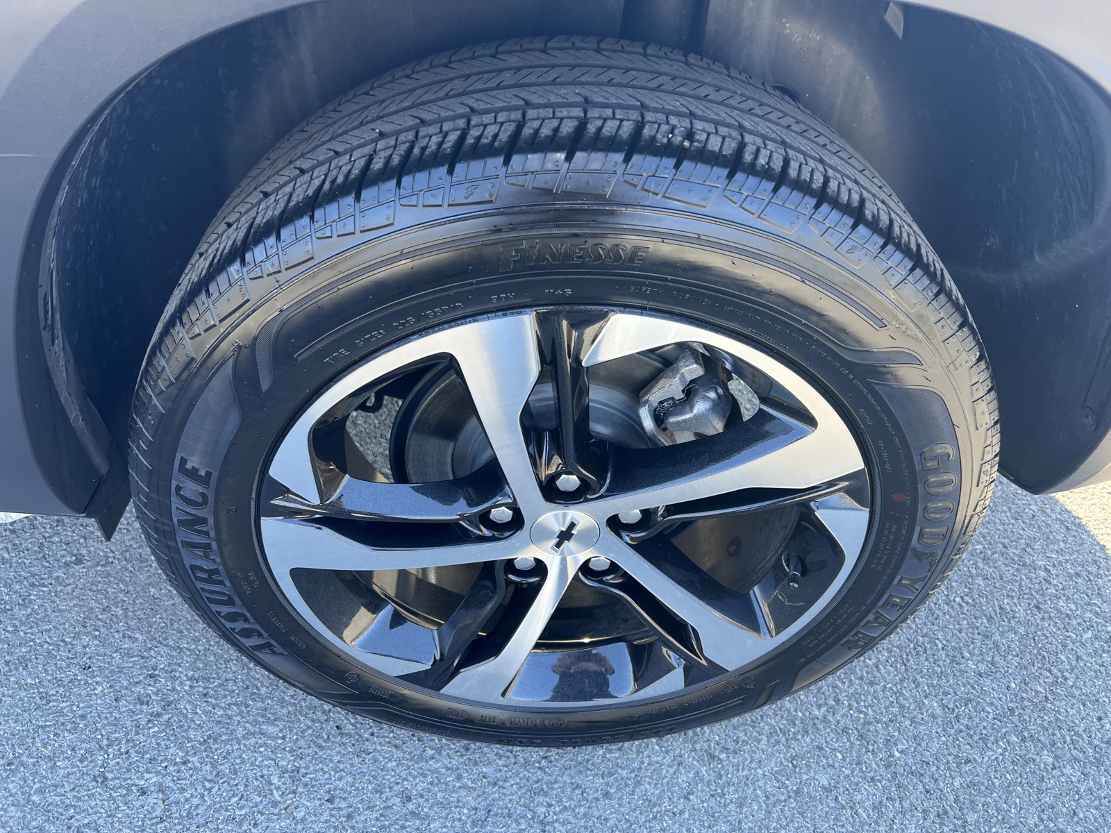 2024 Chevrolet Trax photo 12