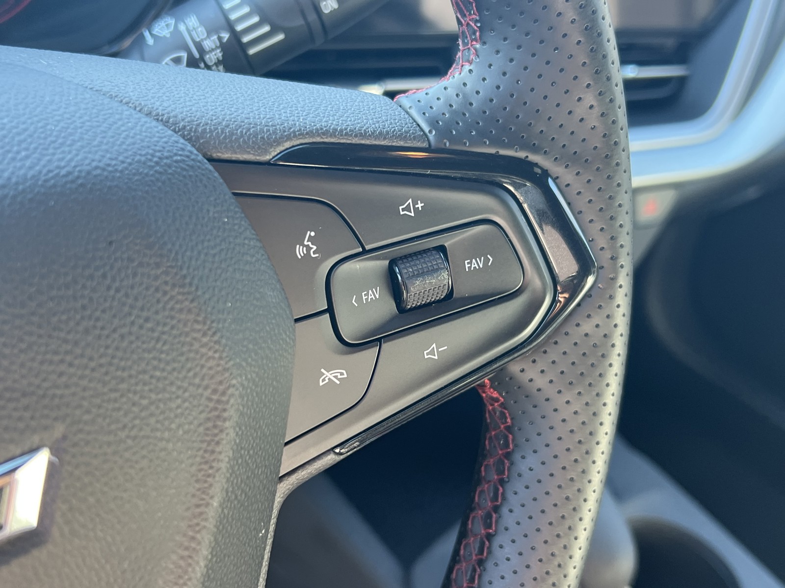 2024 Chevrolet Trax photo 19