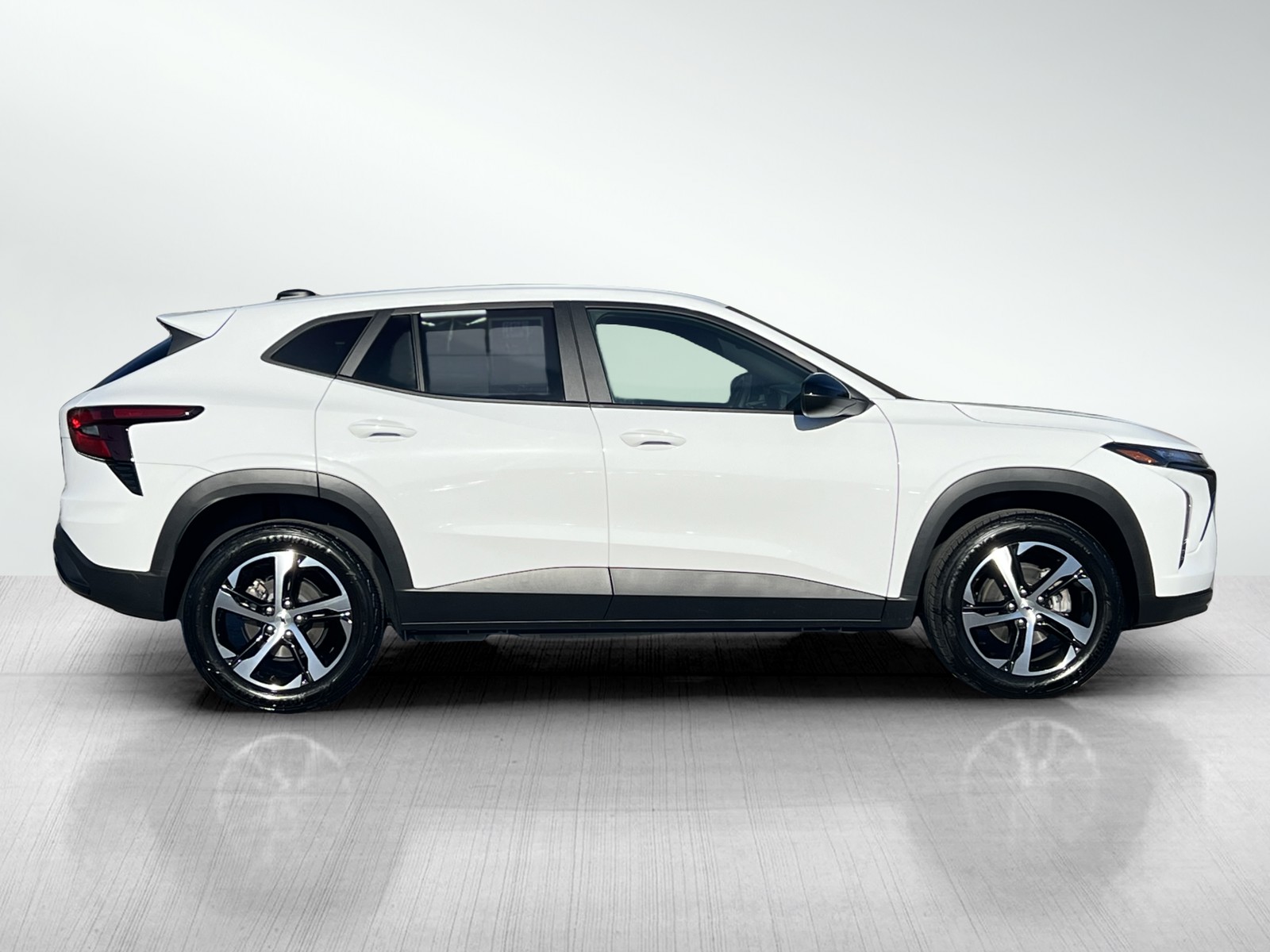 2024 Chevrolet Trax photo 3