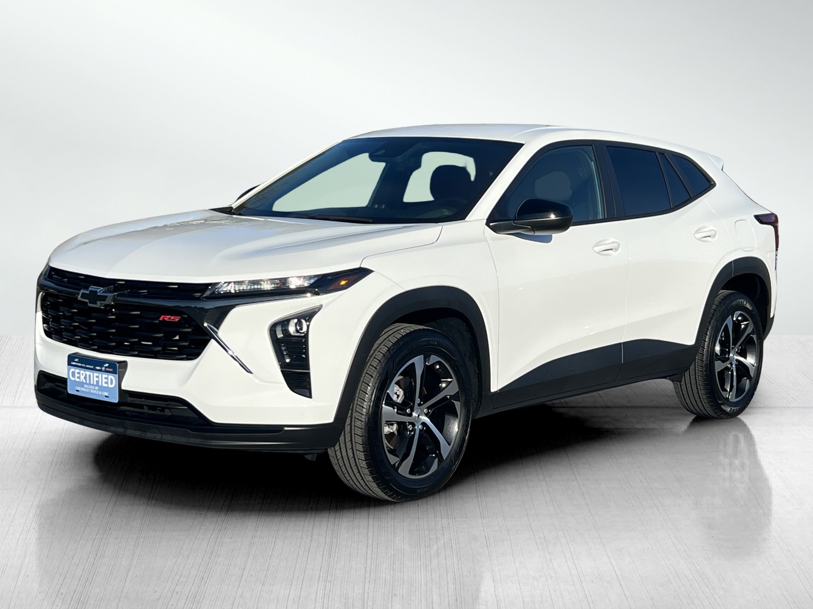 2024 Chevrolet Trax photo 2