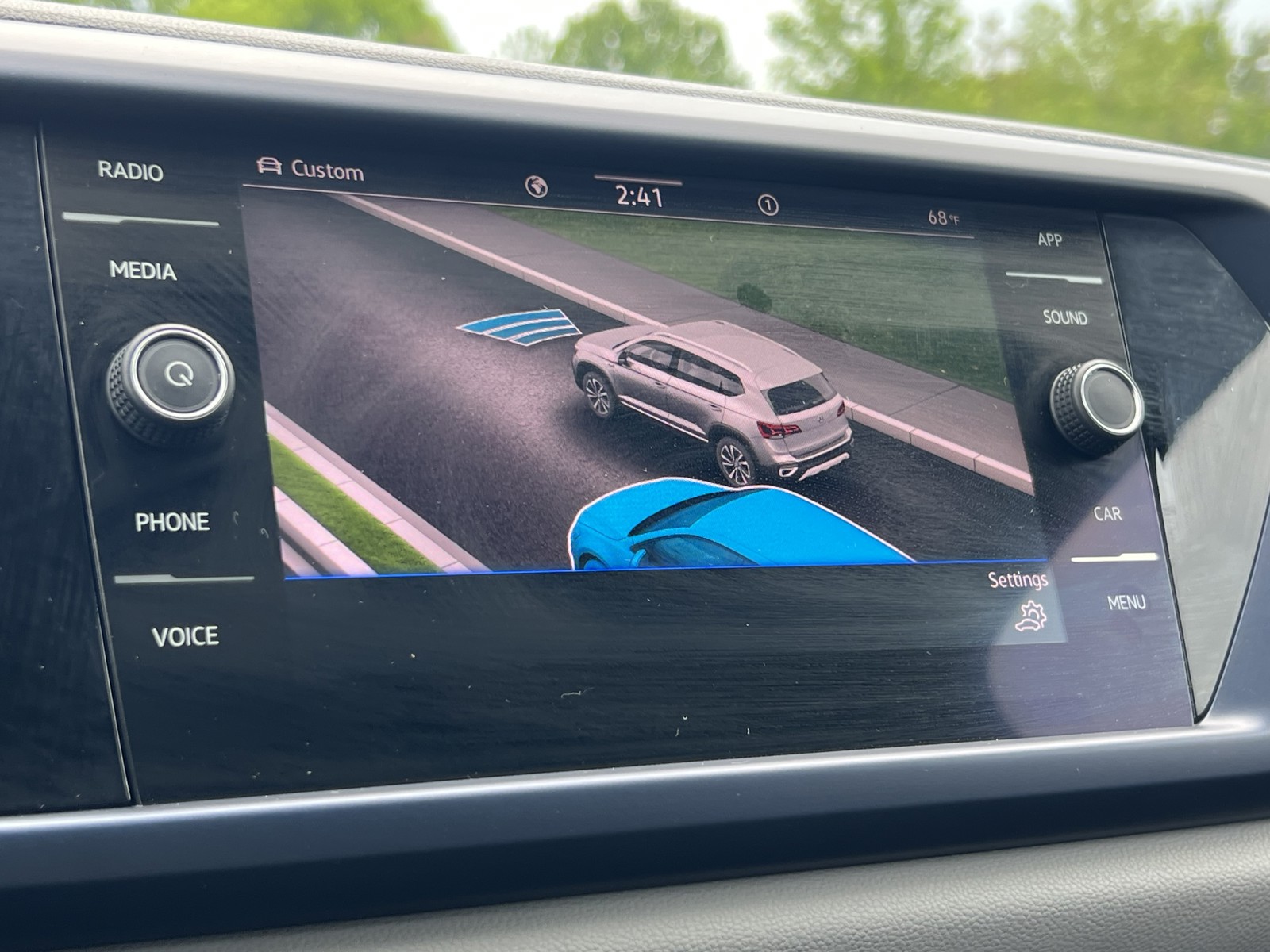 2022 Volkswagen Taos SE photo 14