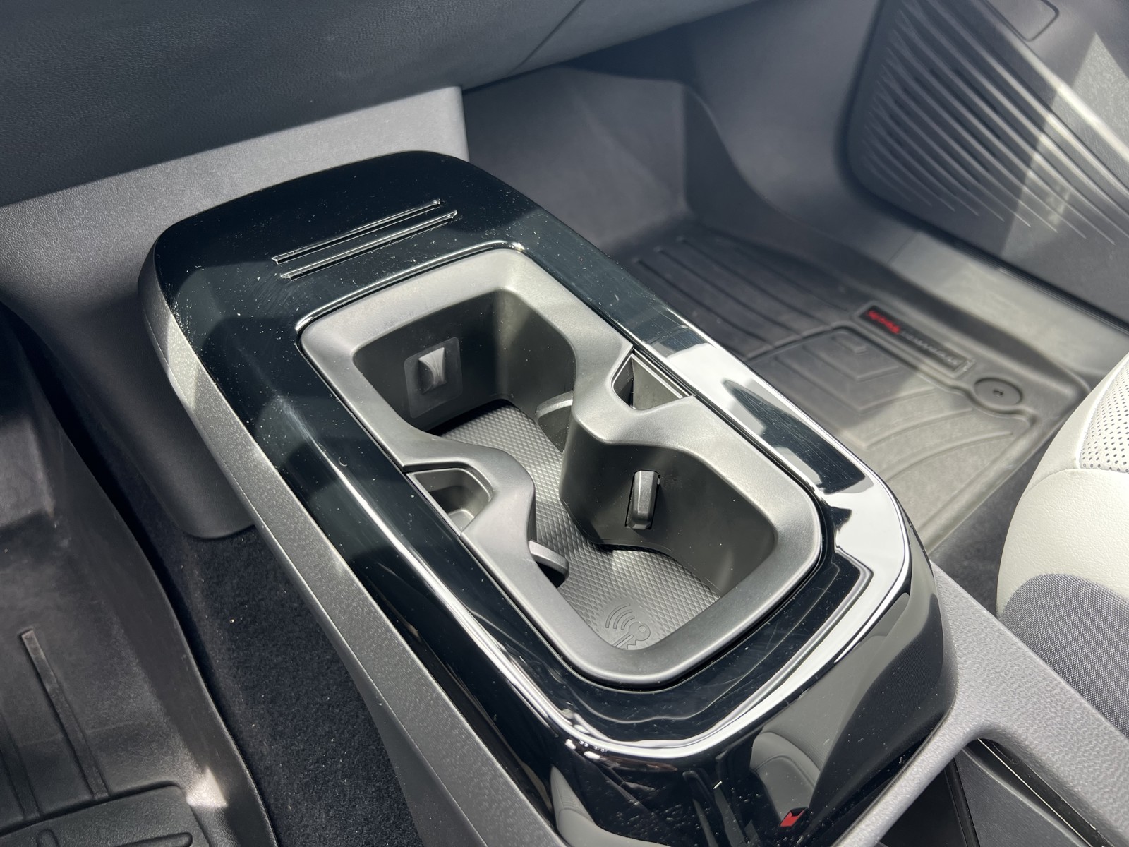 2021 Volkswagen ID.4 Pro S Gradient photo 27