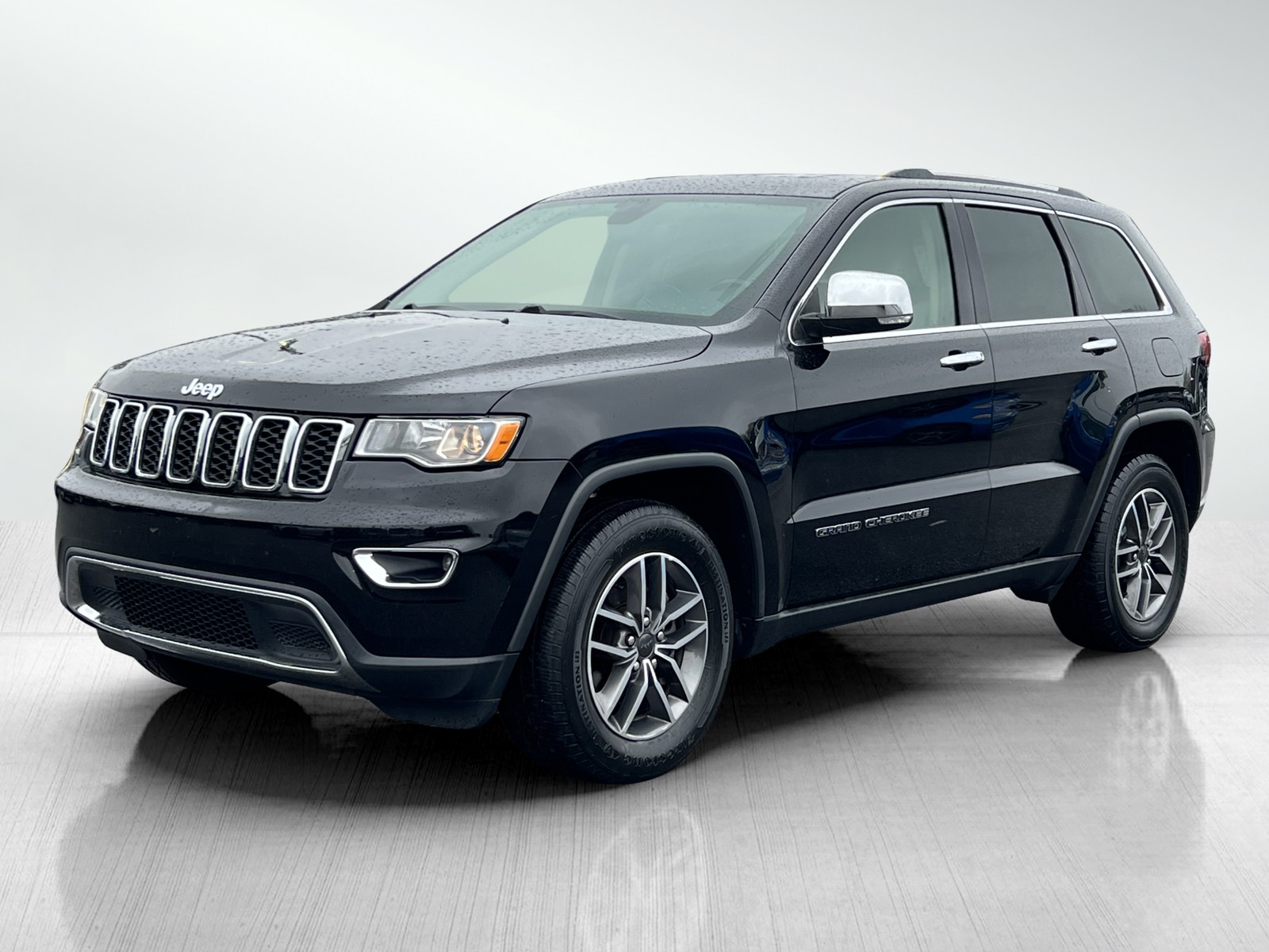 2020 Jeep Grand Cherokee Limited photo 2