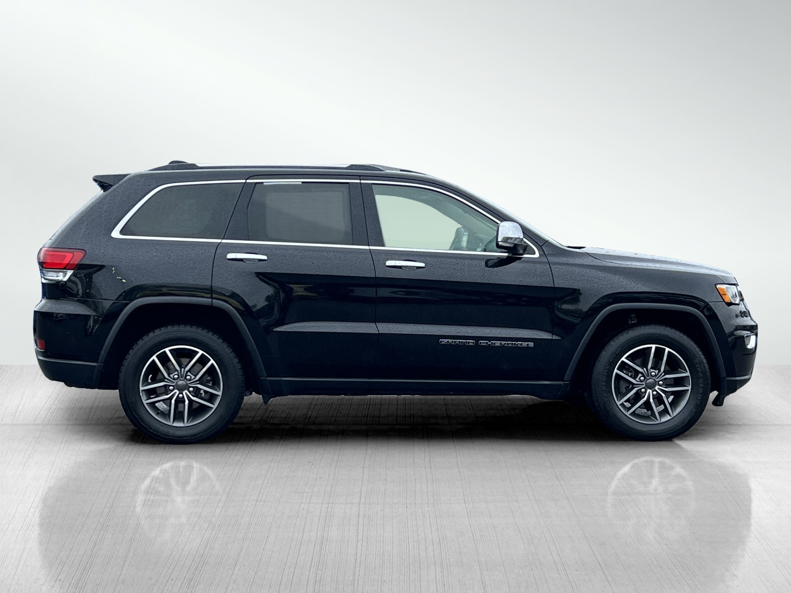 2020 Jeep Grand Cherokee Limited photo 3