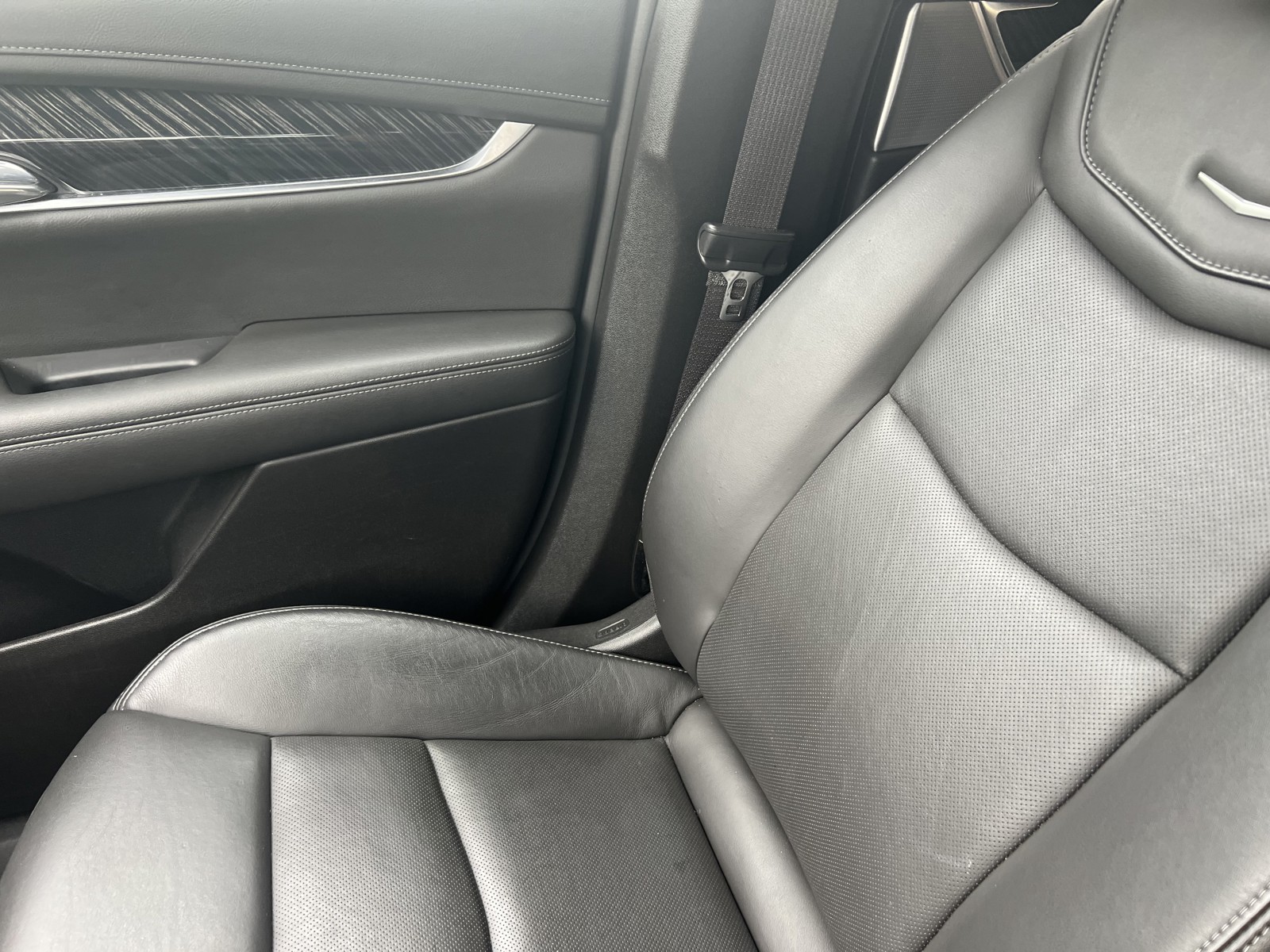 2024 Cadillac XT6 Premium Luxury photo 26