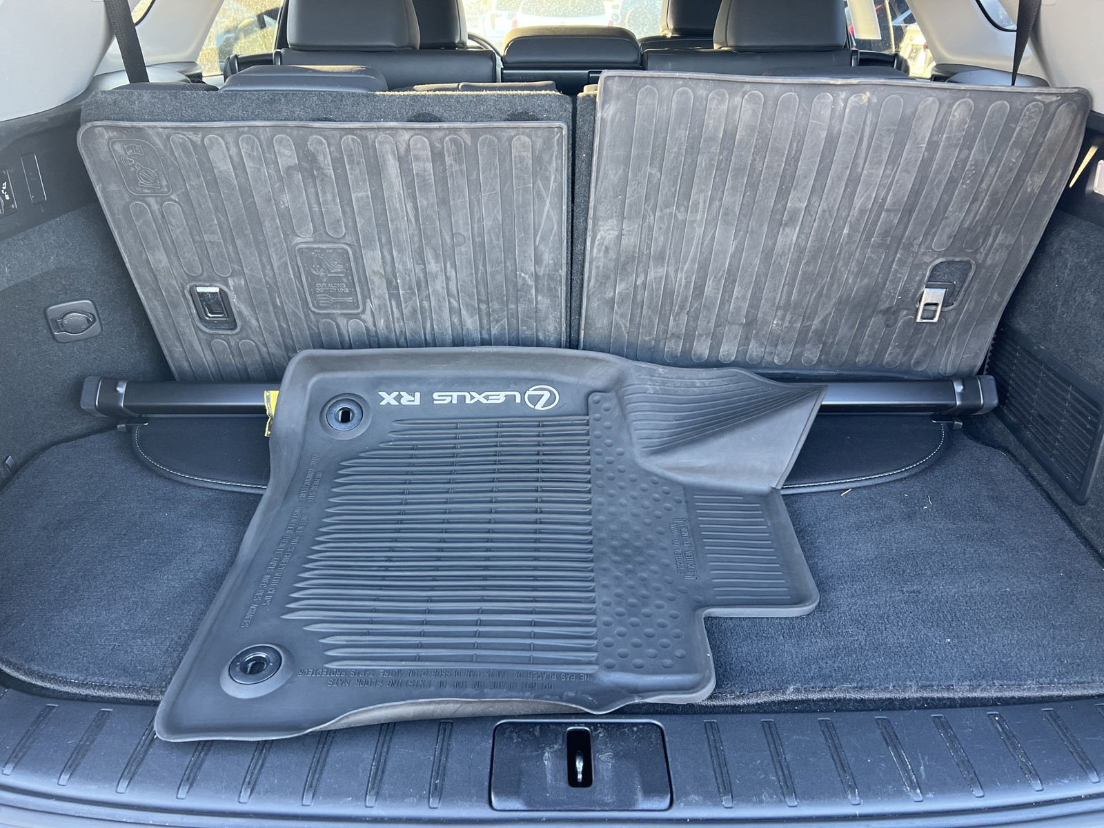 2022 Lexus RX 350L photo 12