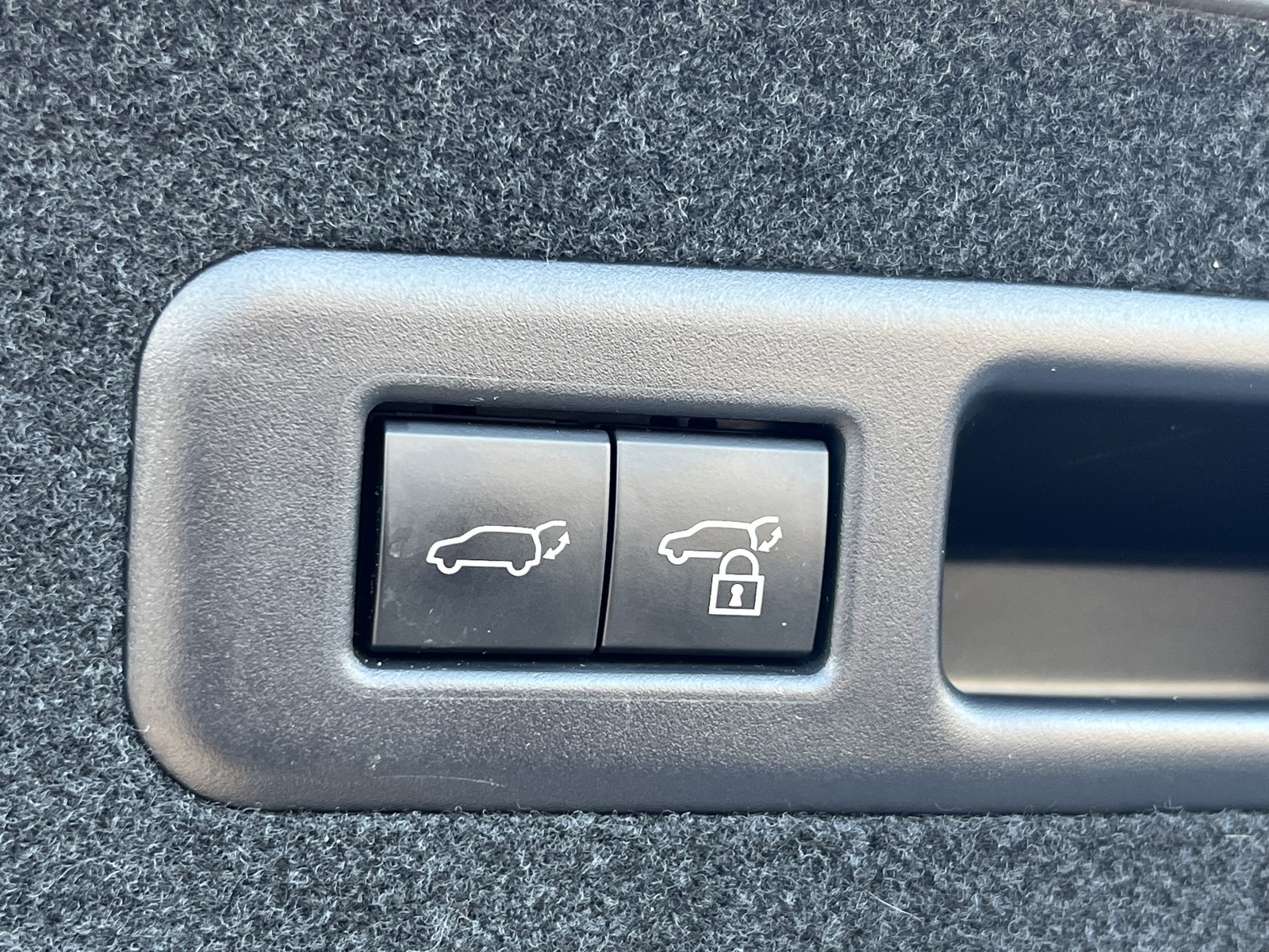 2022 Lexus RX 350L photo 13