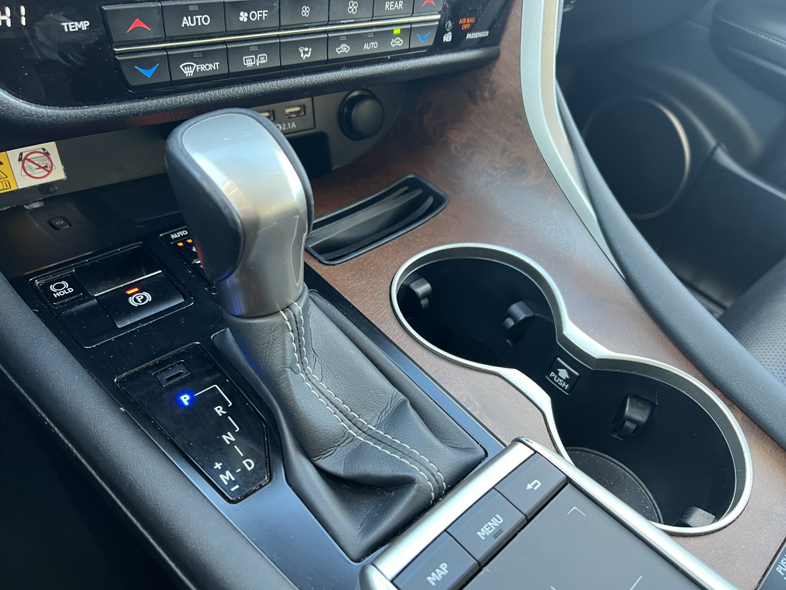 2022 Lexus RX 350L photo 25