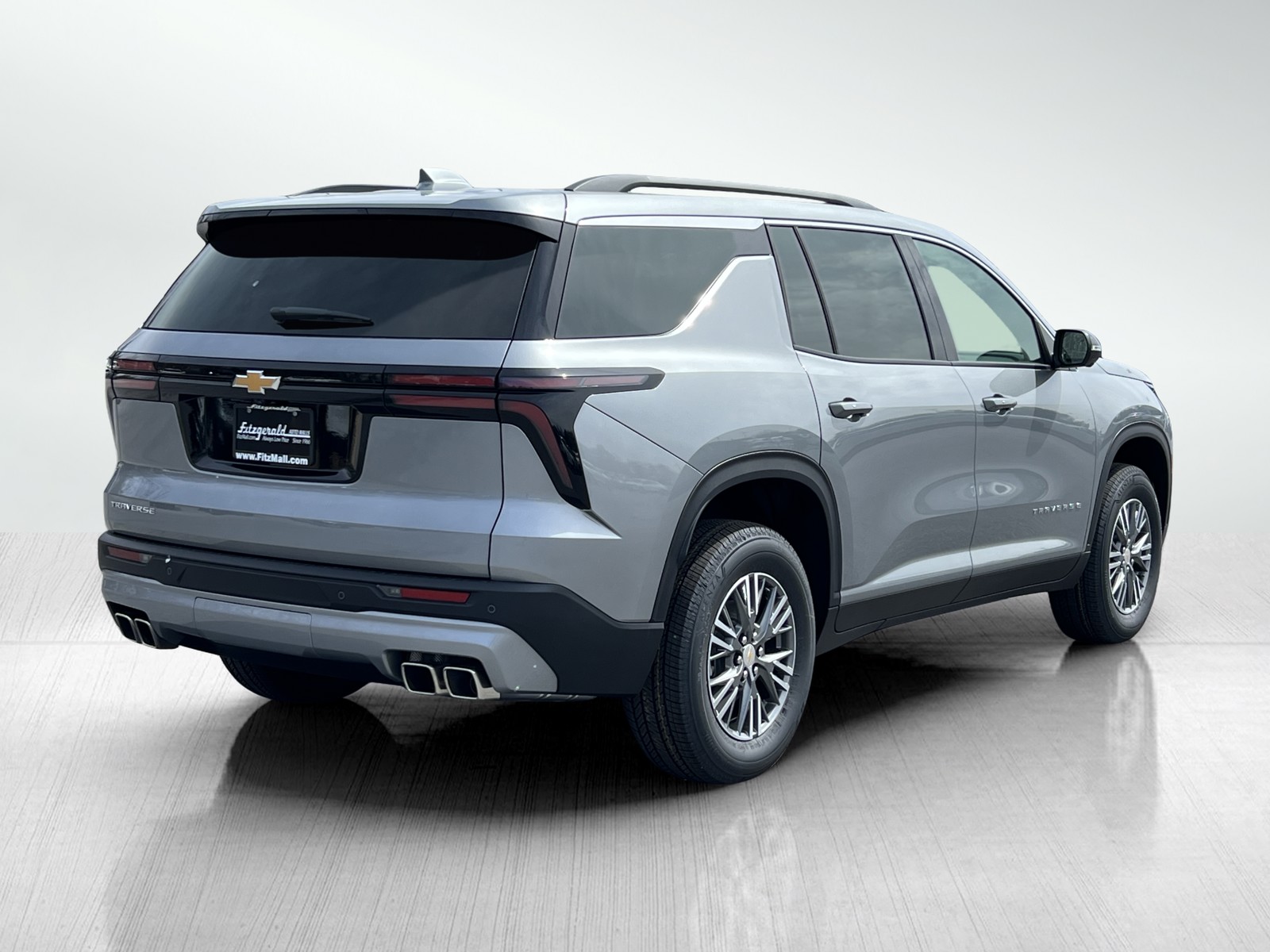 2025 Chevrolet Traverse photo 6