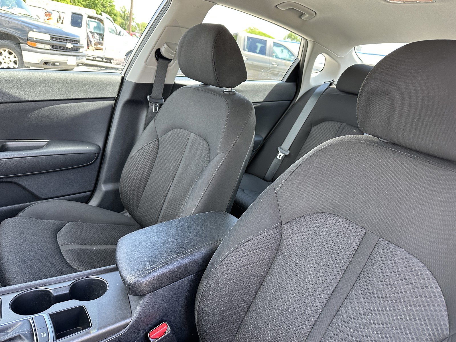 2016 Kia Optima LX photo 14