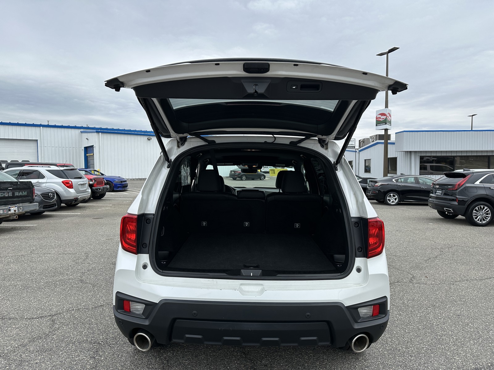 2023 Honda Passport EX-L photo 9
