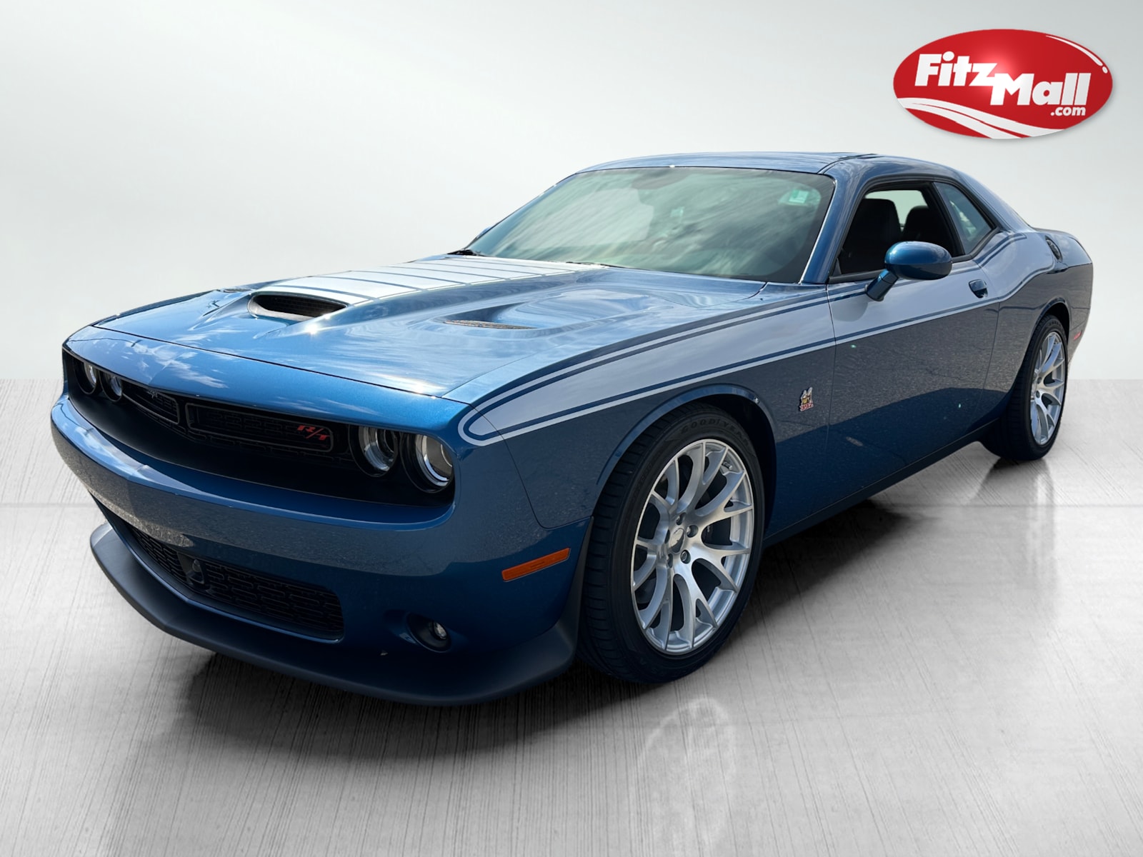 2023 Dodge Challenger R/T Scat Pack Plus photo 2