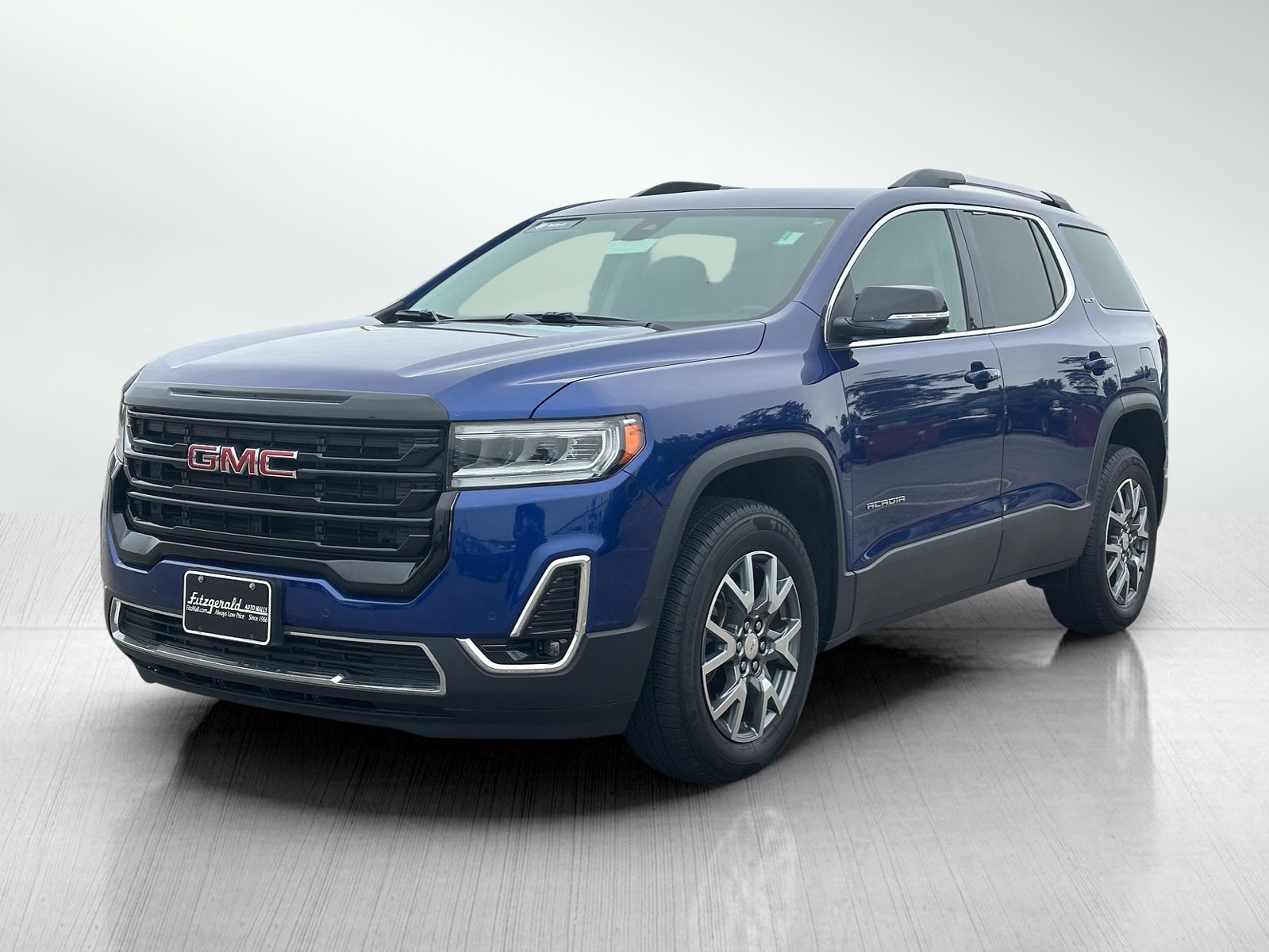 2023 Gmc Acadia SLT photo 2