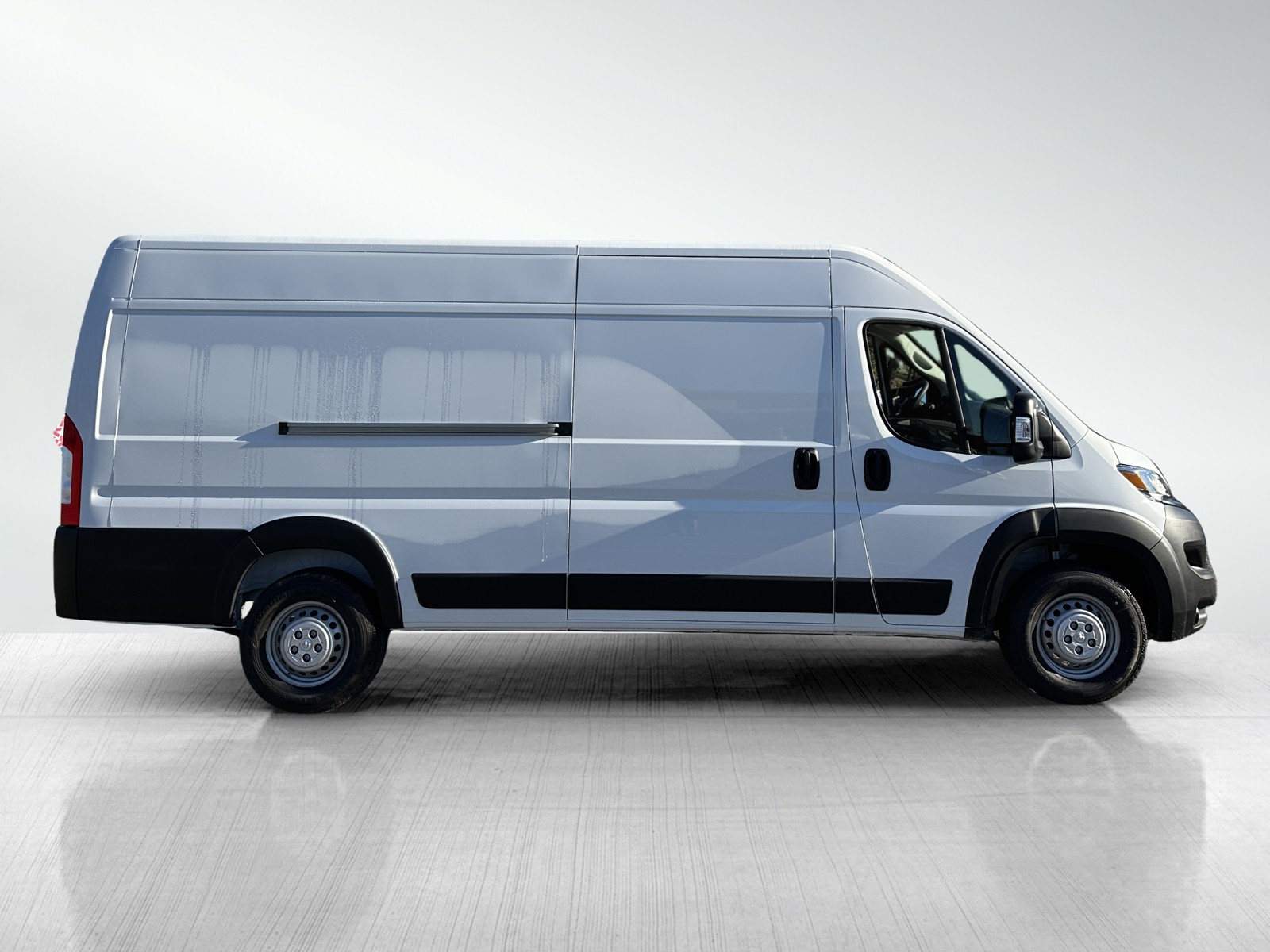 2024 Ram ProMaster 3500 photo 3