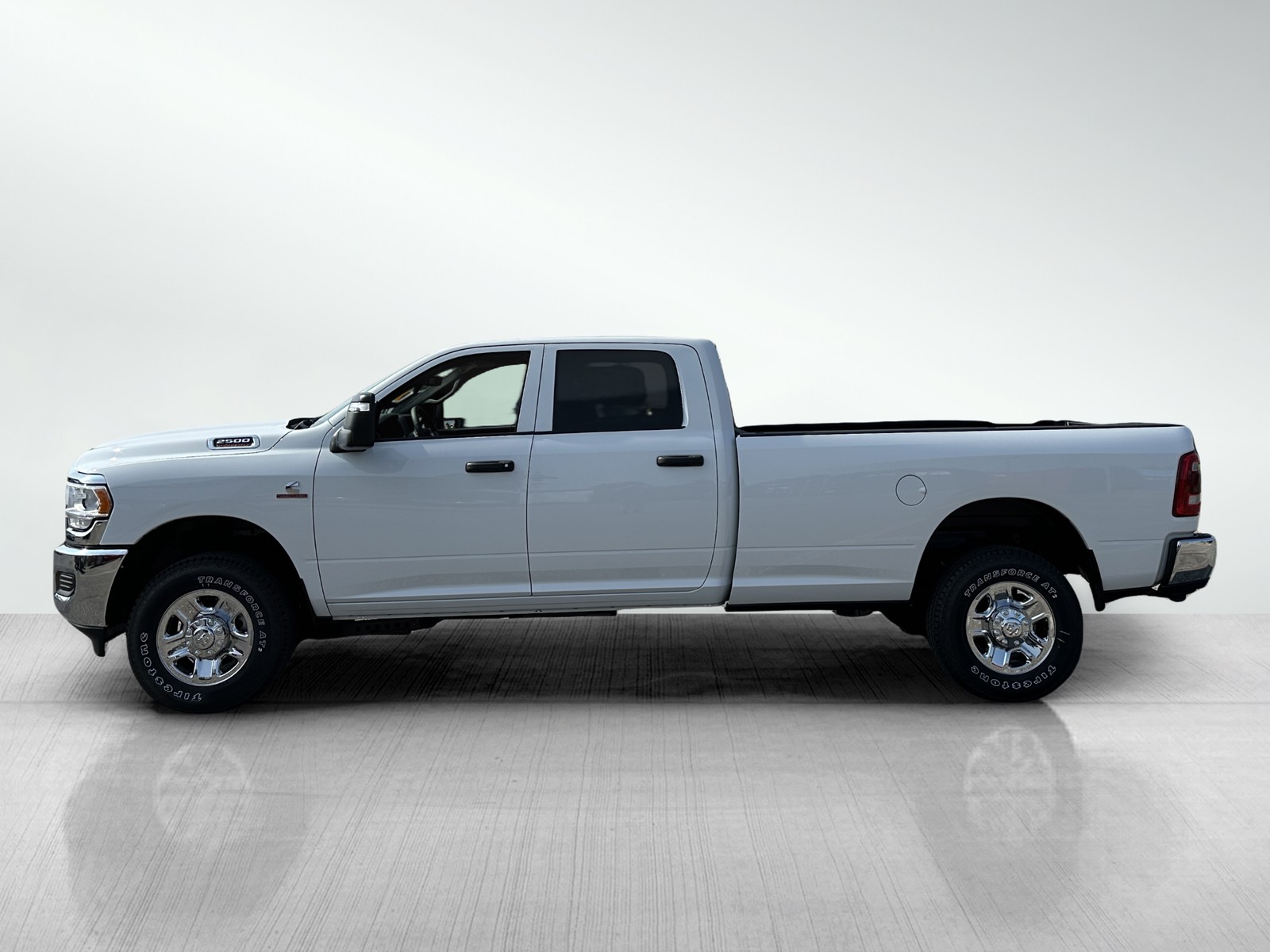 2024 Ram 2500 Tradesman photo 4