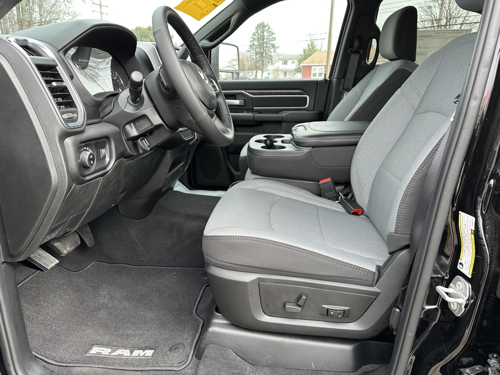 2024 Ram 2500 Big Horn photo 15