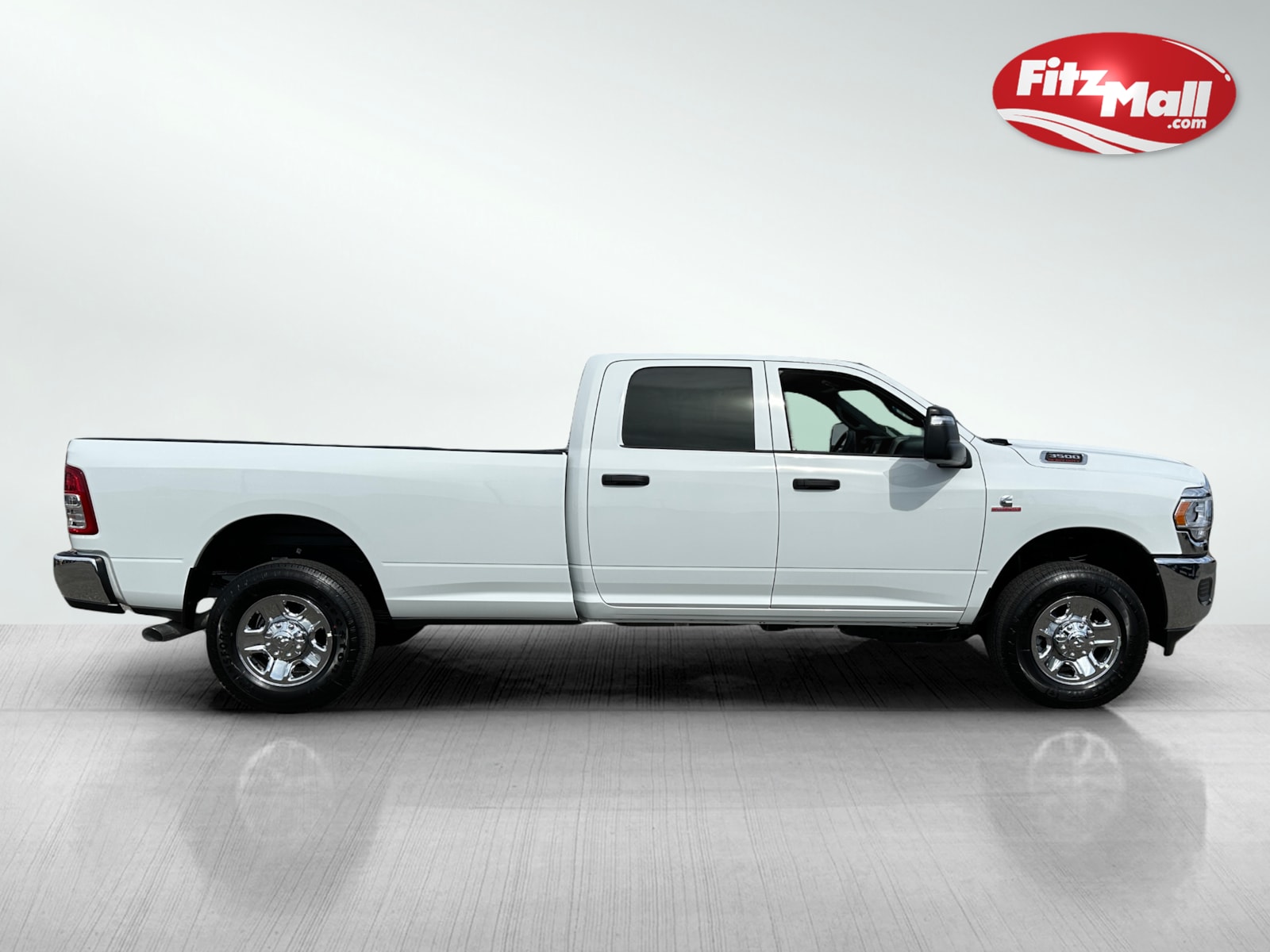 2024 Ram 3500 Tradesman photo 4