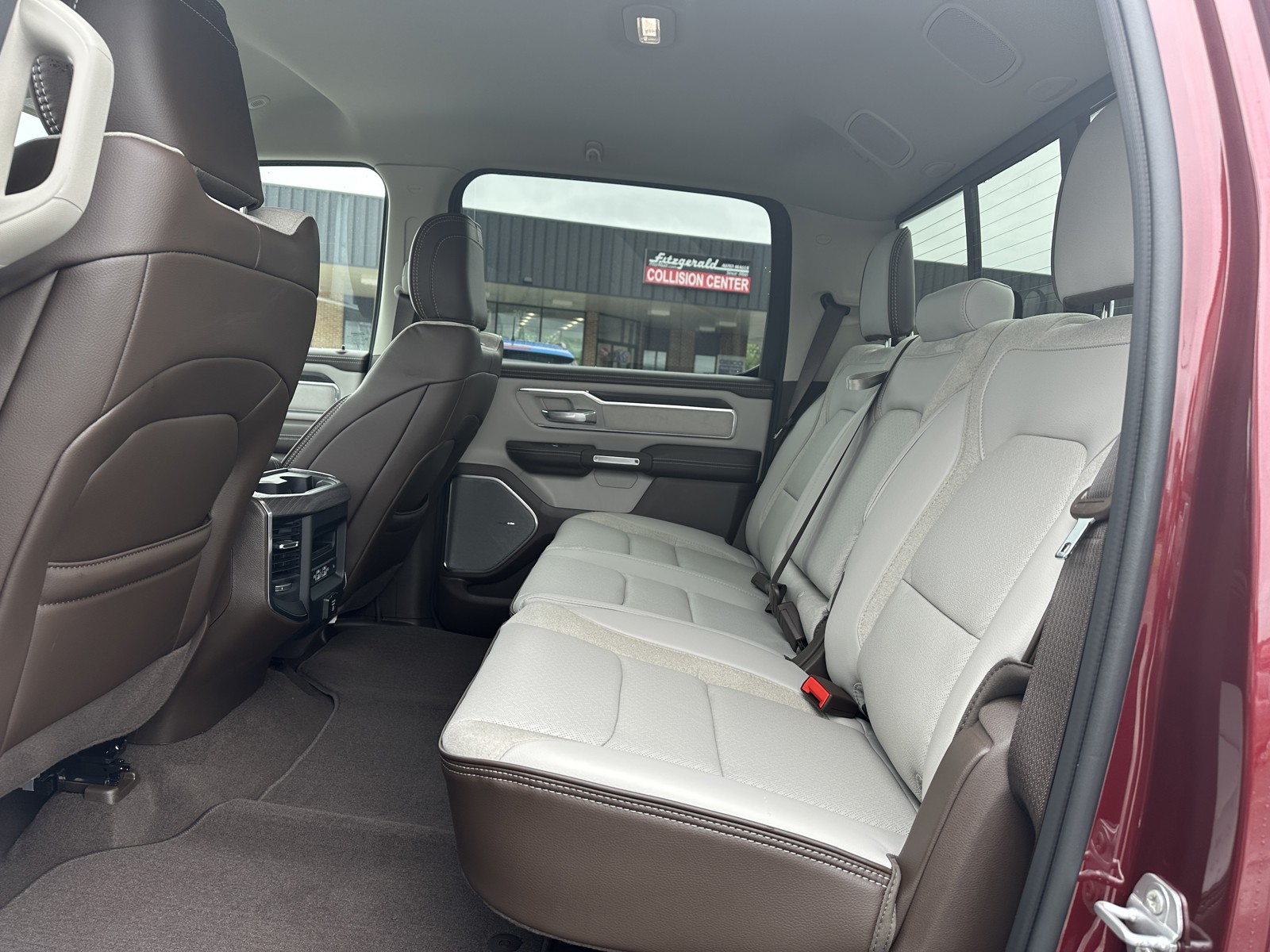 2025 Ram 1500 Laramie photo 10