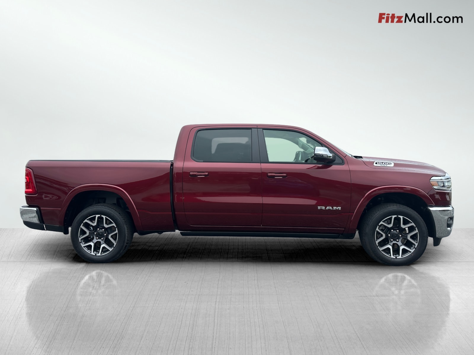 2025 Ram 1500 Laramie photo 4