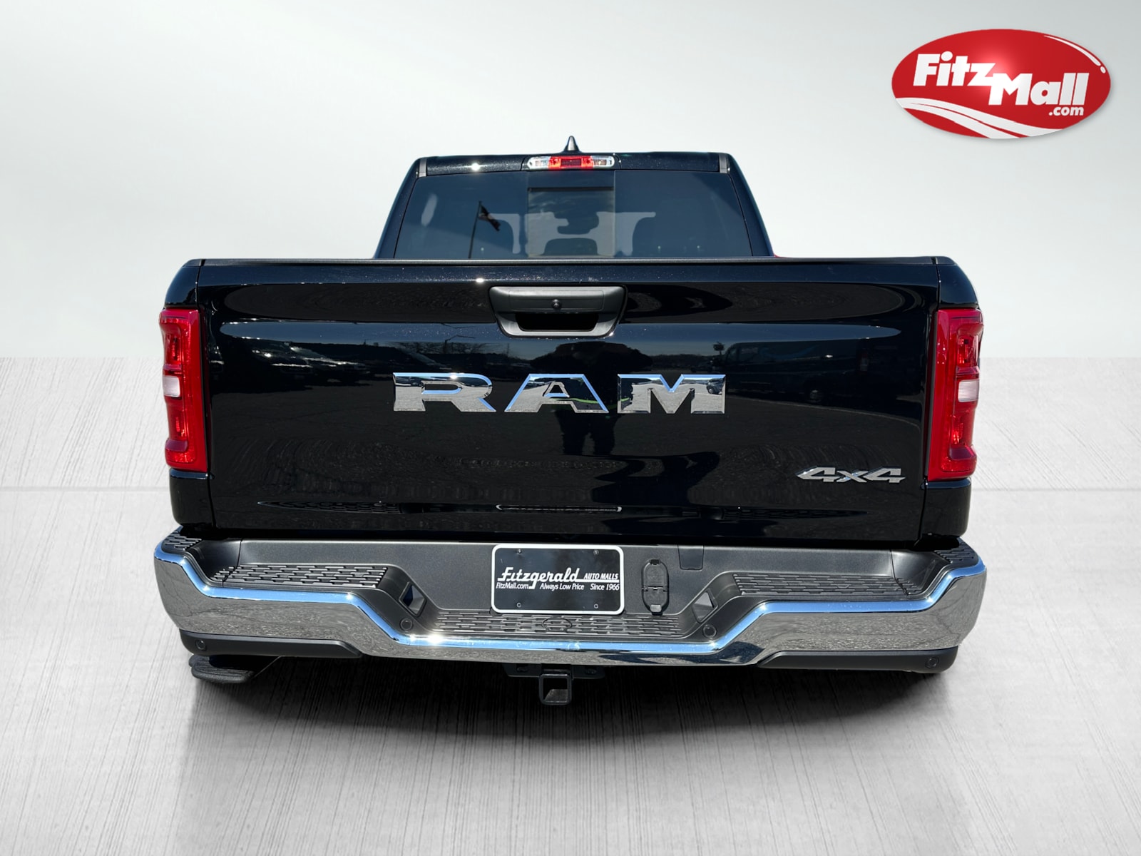 2025 Ram 1500 Tradesman photo 6