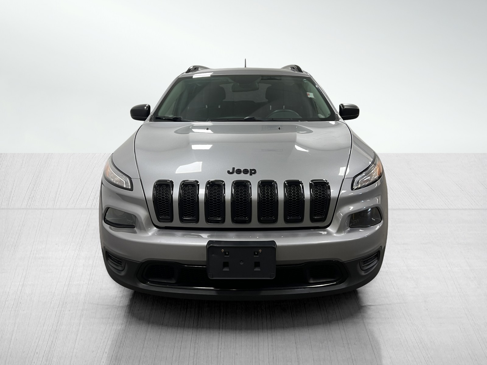 2017 Jeep Cherokee Sport photo 5