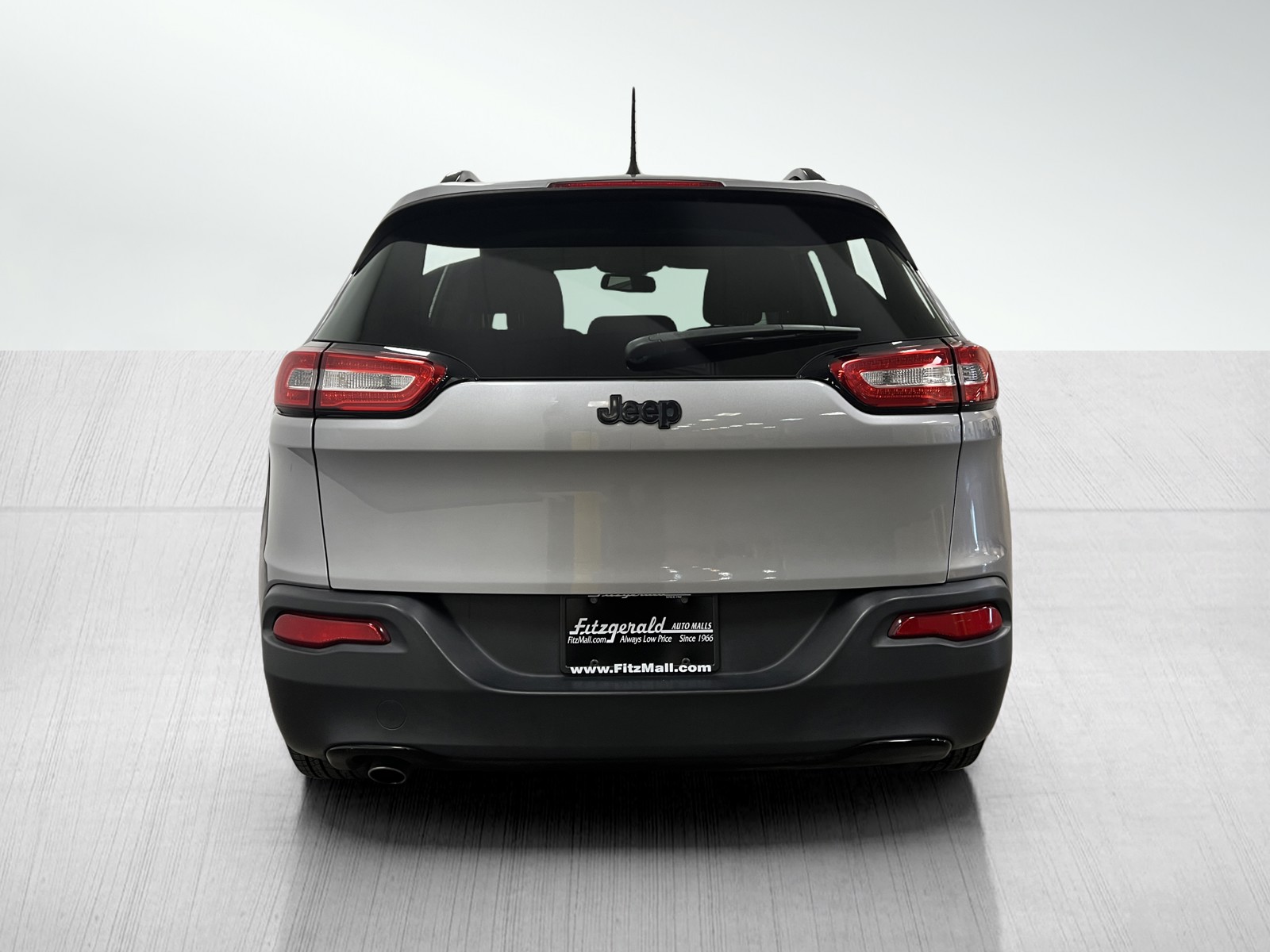 2017 Jeep Cherokee Sport photo 6