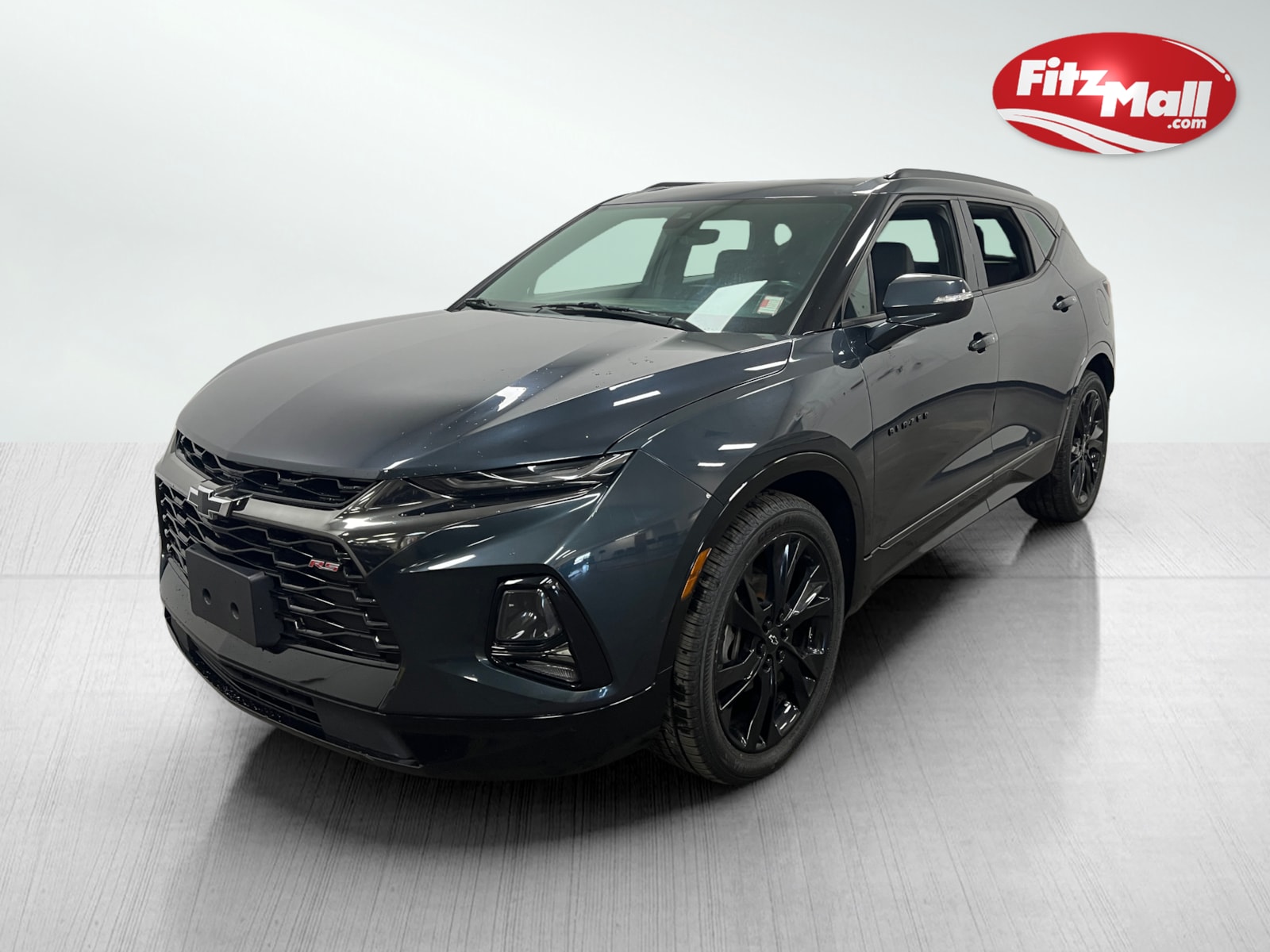 2019 Chevrolet Blazer RS photo 2