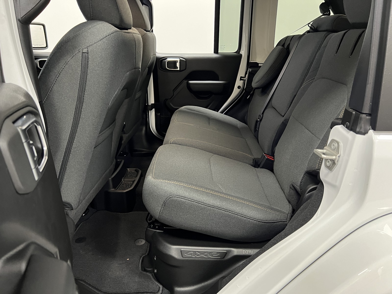 2024 Jeep Wrangler Sport S 4xe photo 11