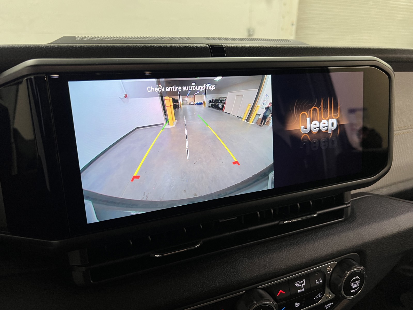 2024 Jeep Wrangler Sport S 4xe photo 19